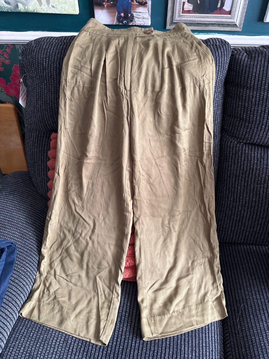 Ladies wide leg trousers 10