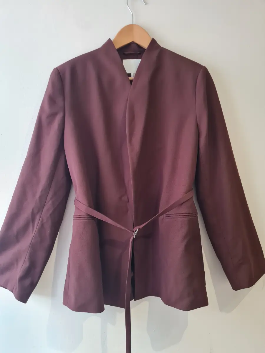 H&M size S - Burgundy Brown Japandi Mandarin Style Collarless Belted Blazer
