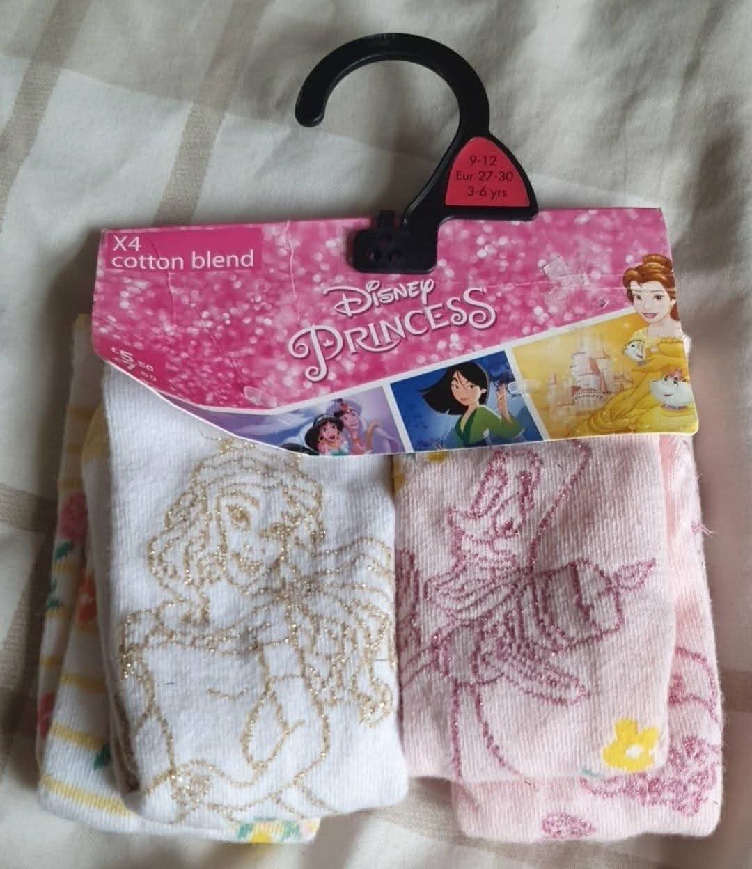 BNWT Girls Disney Princess 4 Pairs Belle / Beauty & the Beast themed sock. Size 9-12