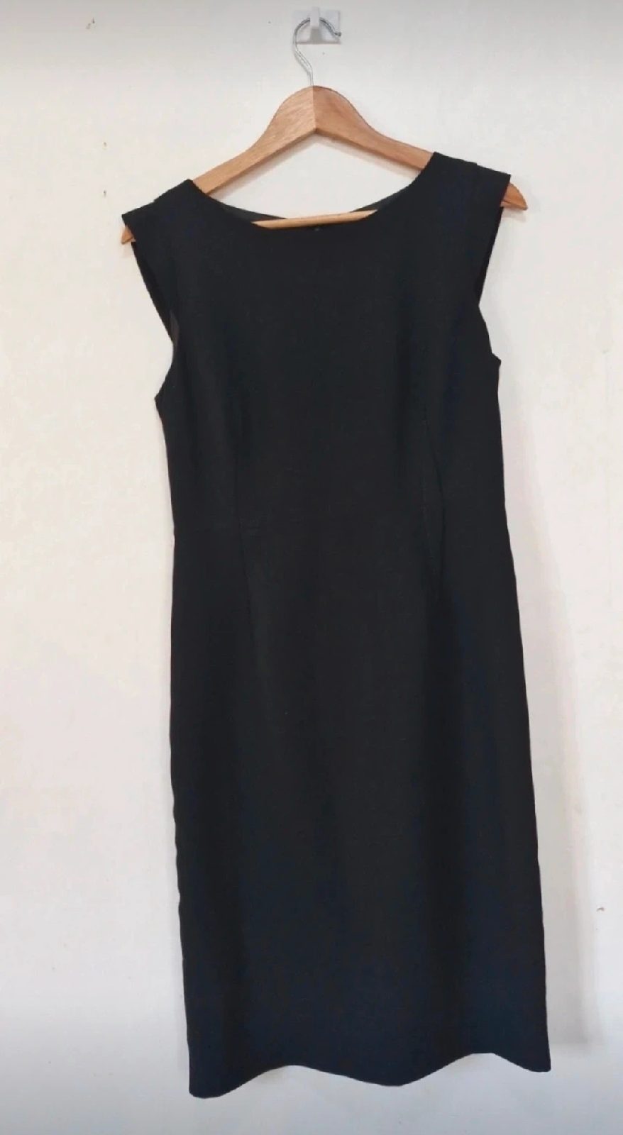 Ladies size 8 midi black dress from PLANET excellent condition
