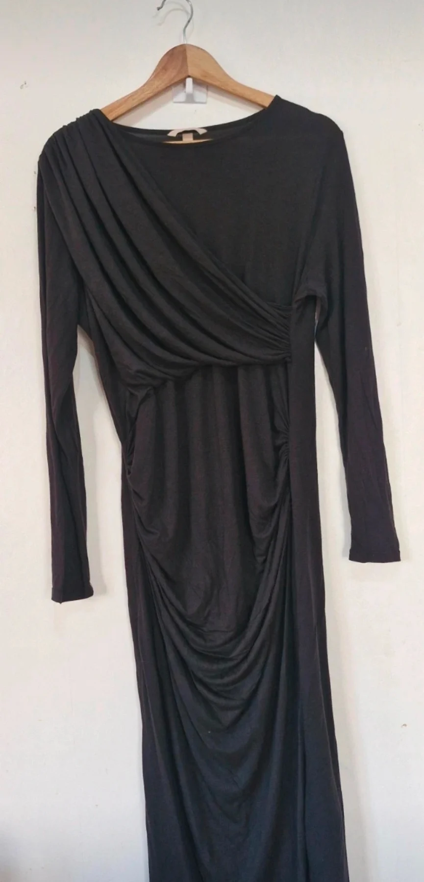 H&M ladies size XL long sleeved long black dress