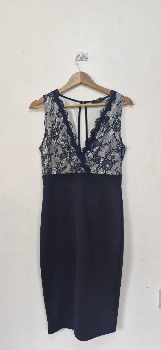 Ladies New With Tags AX Paris Size 12 Navy Floral Lace Top Bodycon Midi Dress
