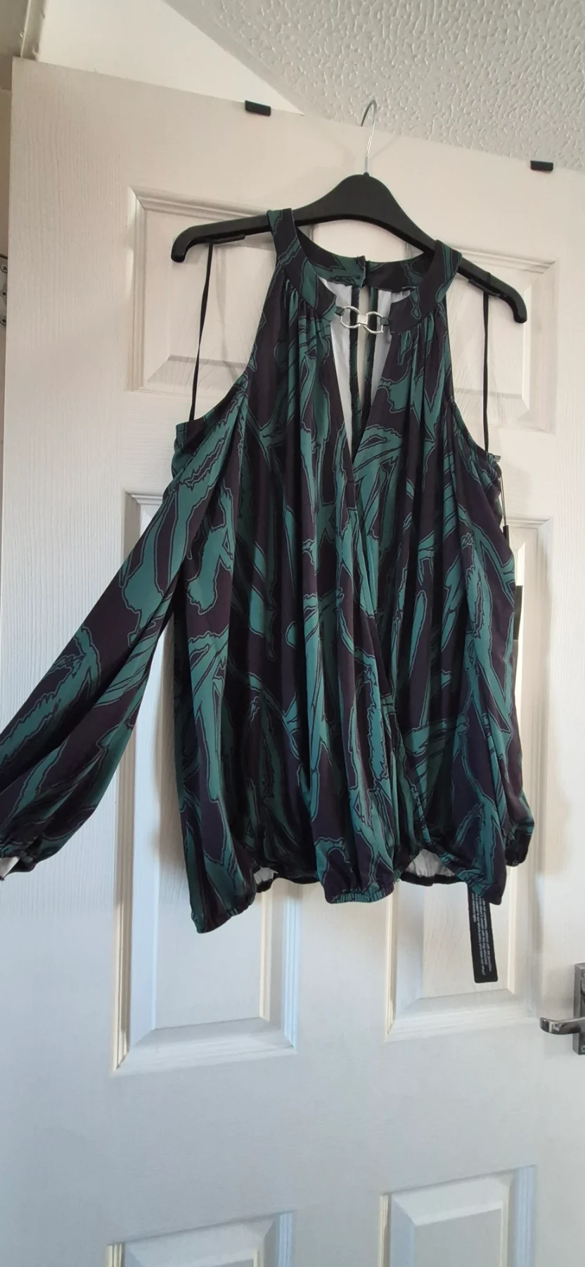 Women's Forest Green Cold Shoulder Chifon Top