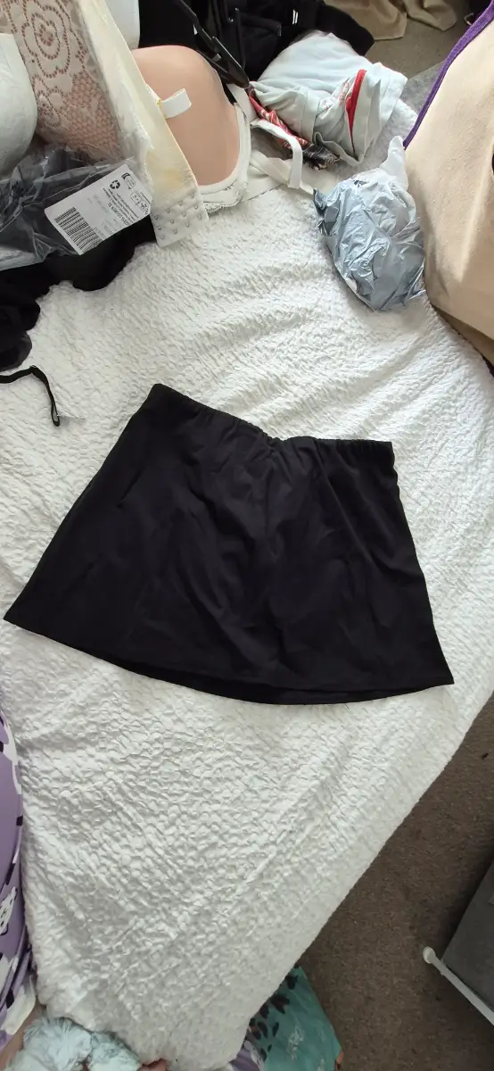 Women's Y2K Solid Colour Mini Skirt ~ Size Small ~ Black