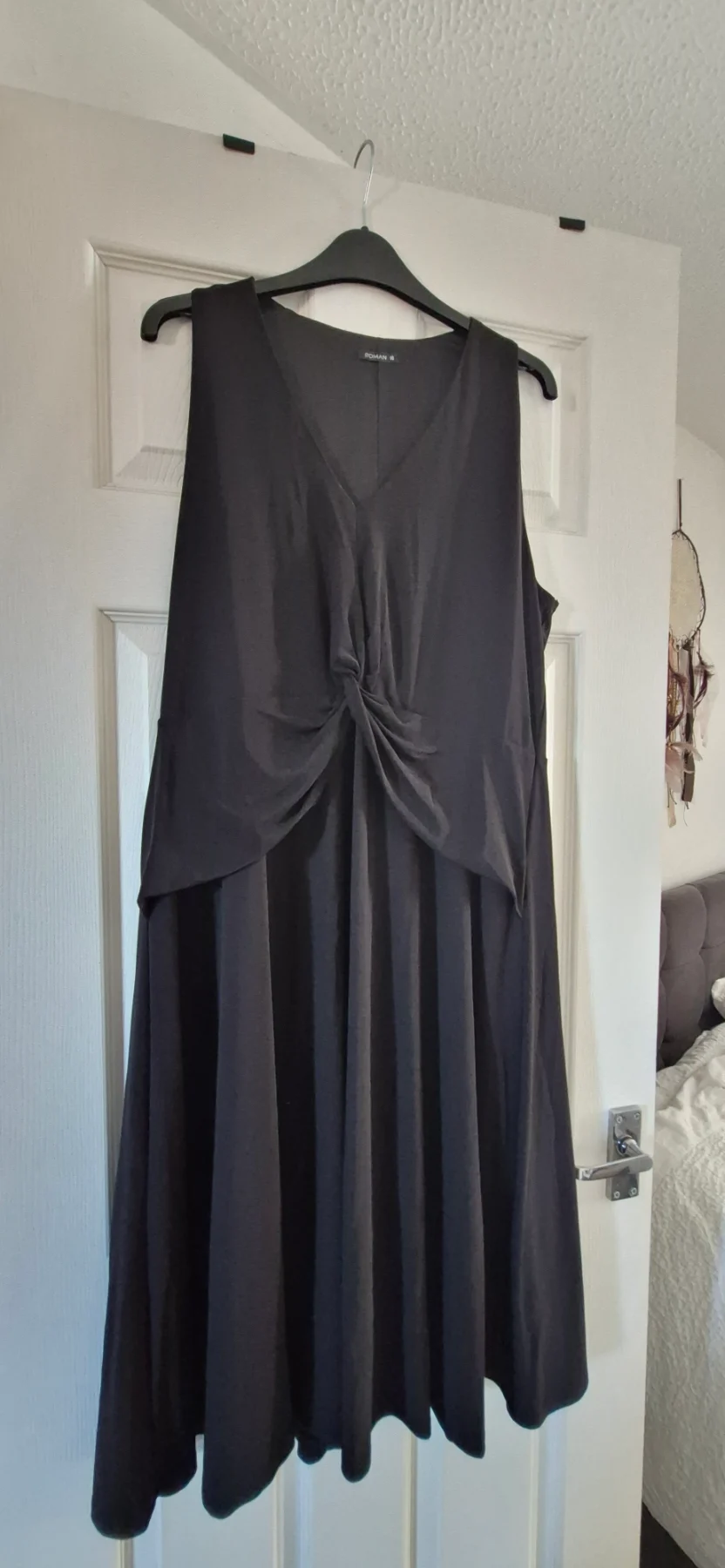 Women's Black Chifon Sleeveless Dress Size 16 ~ Black