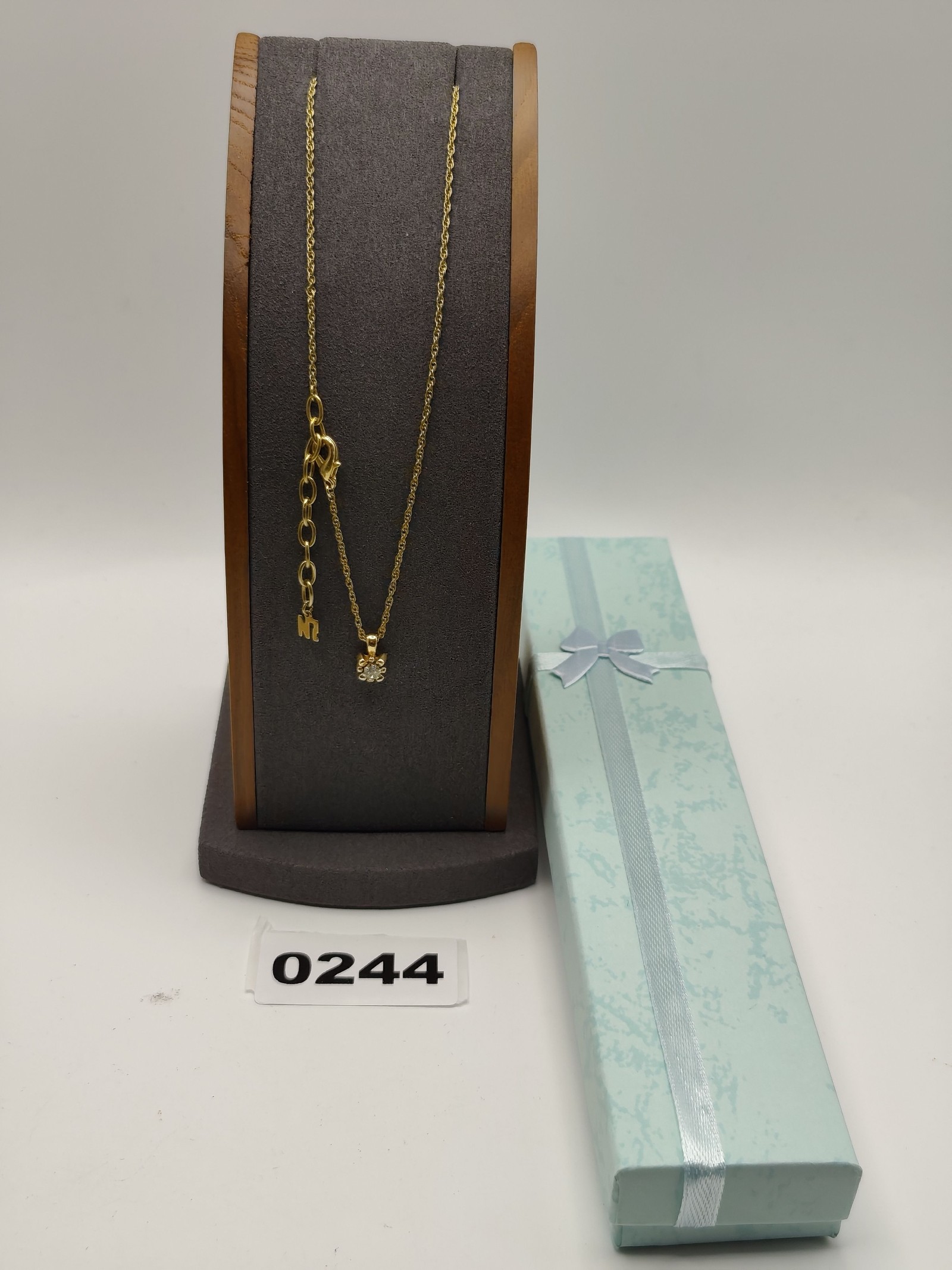 Nina Ricci Gold Tone Crystal Pendant Necklace