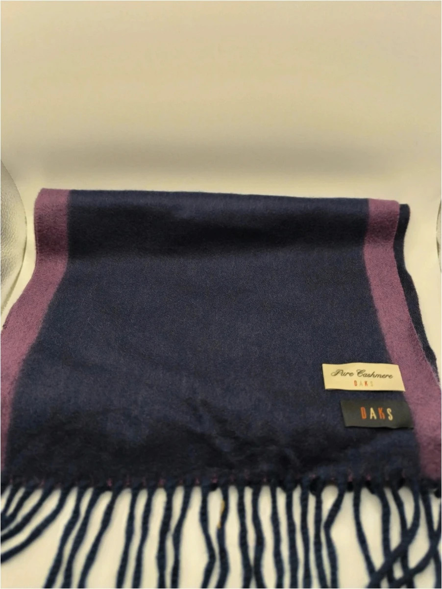 Daks high end cashmere vintage scarf