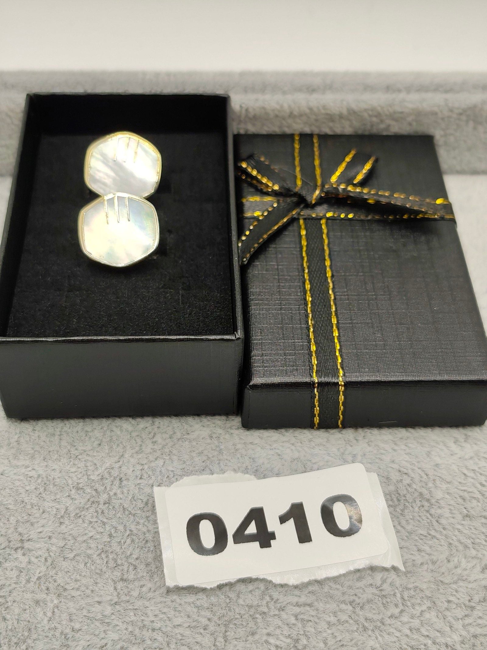 Mother of Pearl & Gold Tone Men's Cufflinks with Black Gift Box