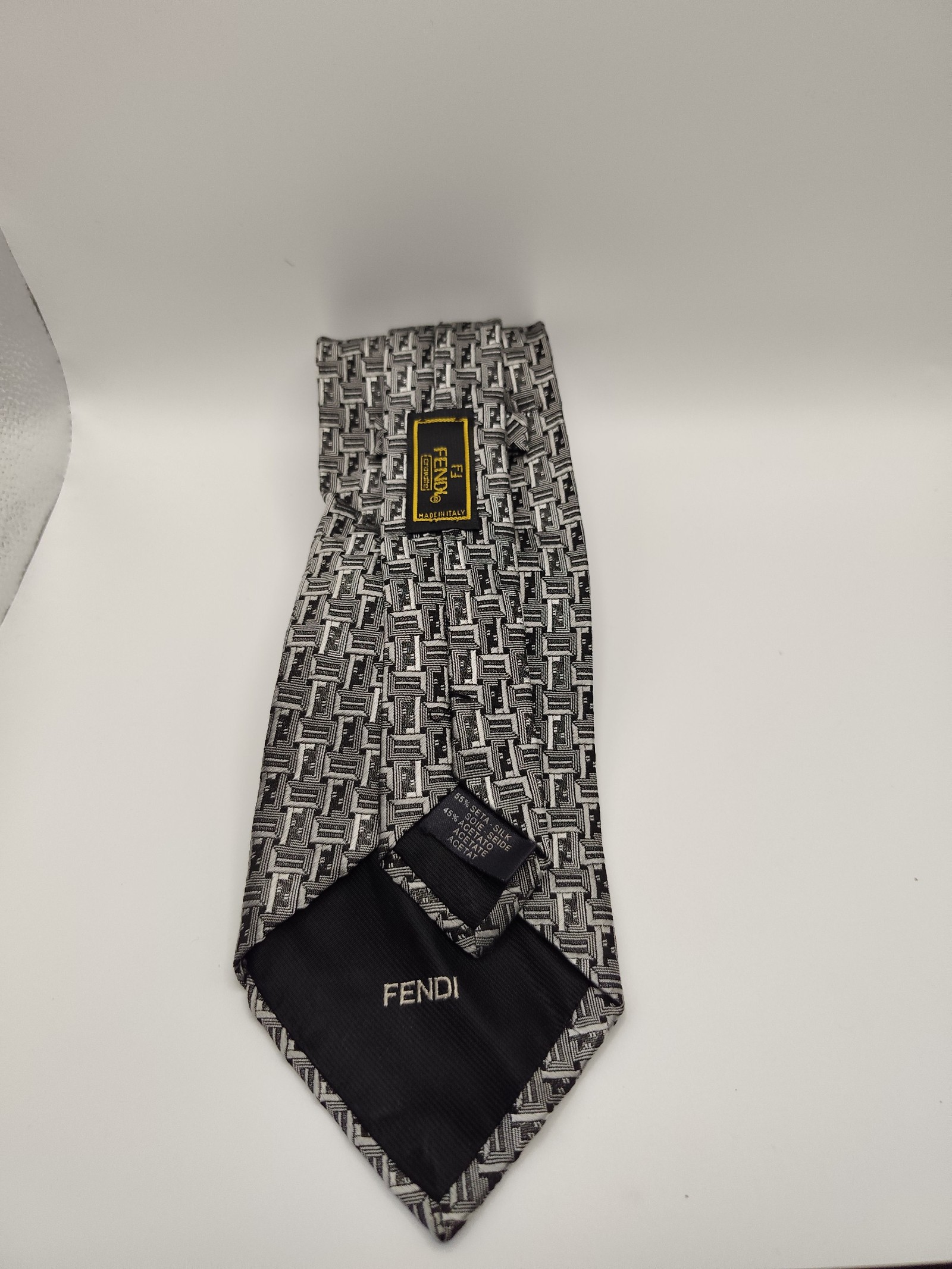 Fendi Black & White Silk Patterned Tie Made in Italy