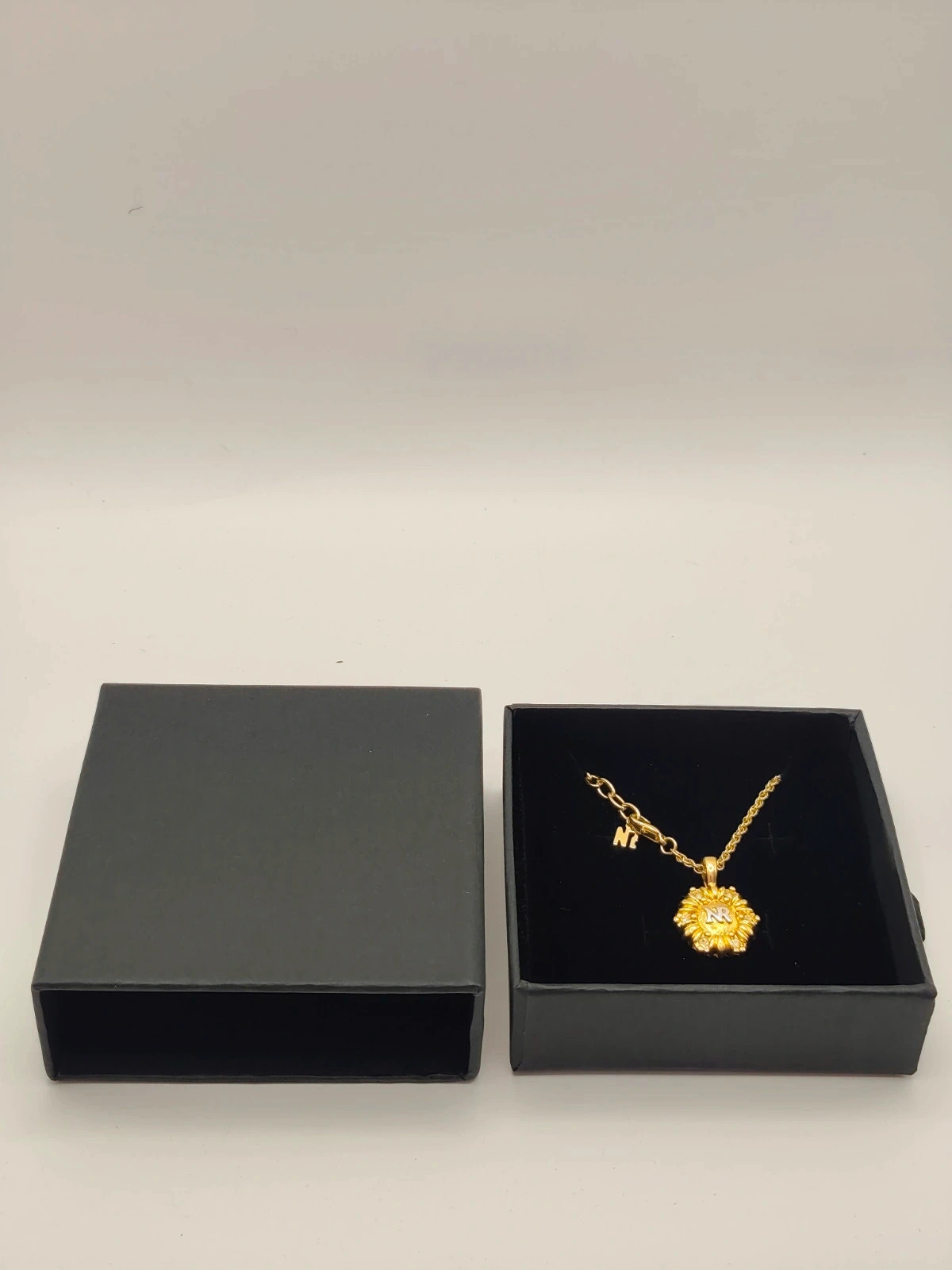 Vintage Nina Ricci Gold Tone Rhinestone Sunflower Pendant Necklace NR Logo 1990s