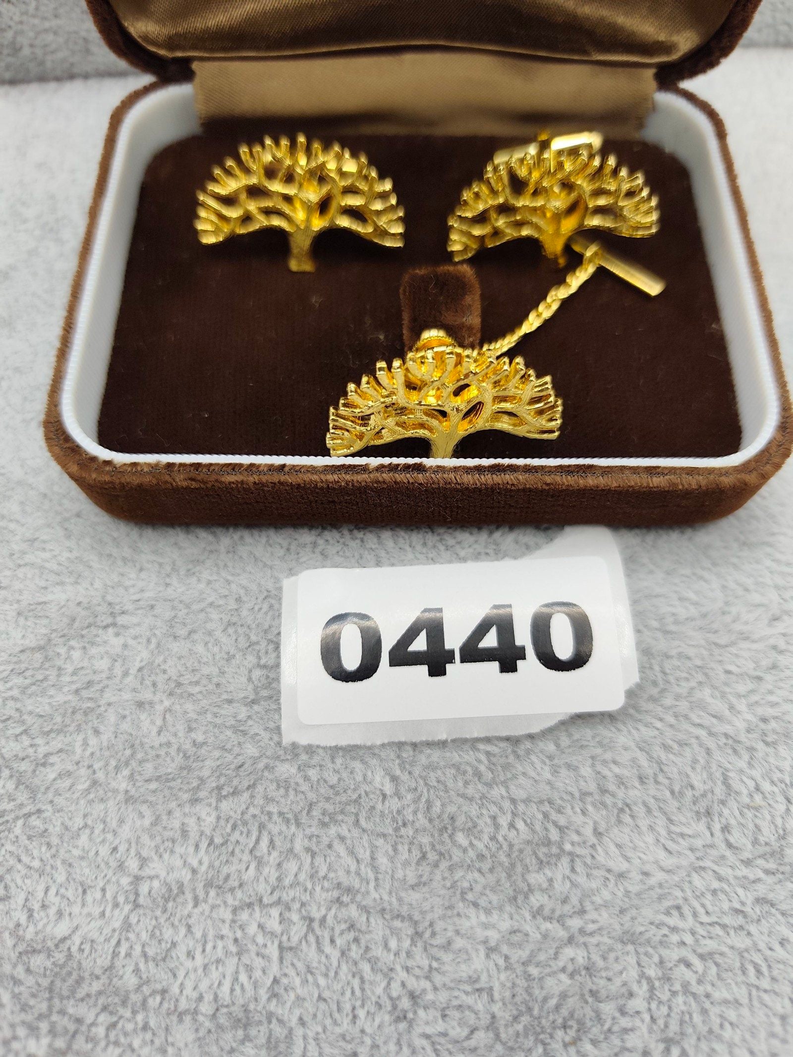 Gold Tone Tree of Life Men’s Cufflinks & Tie Pin Set