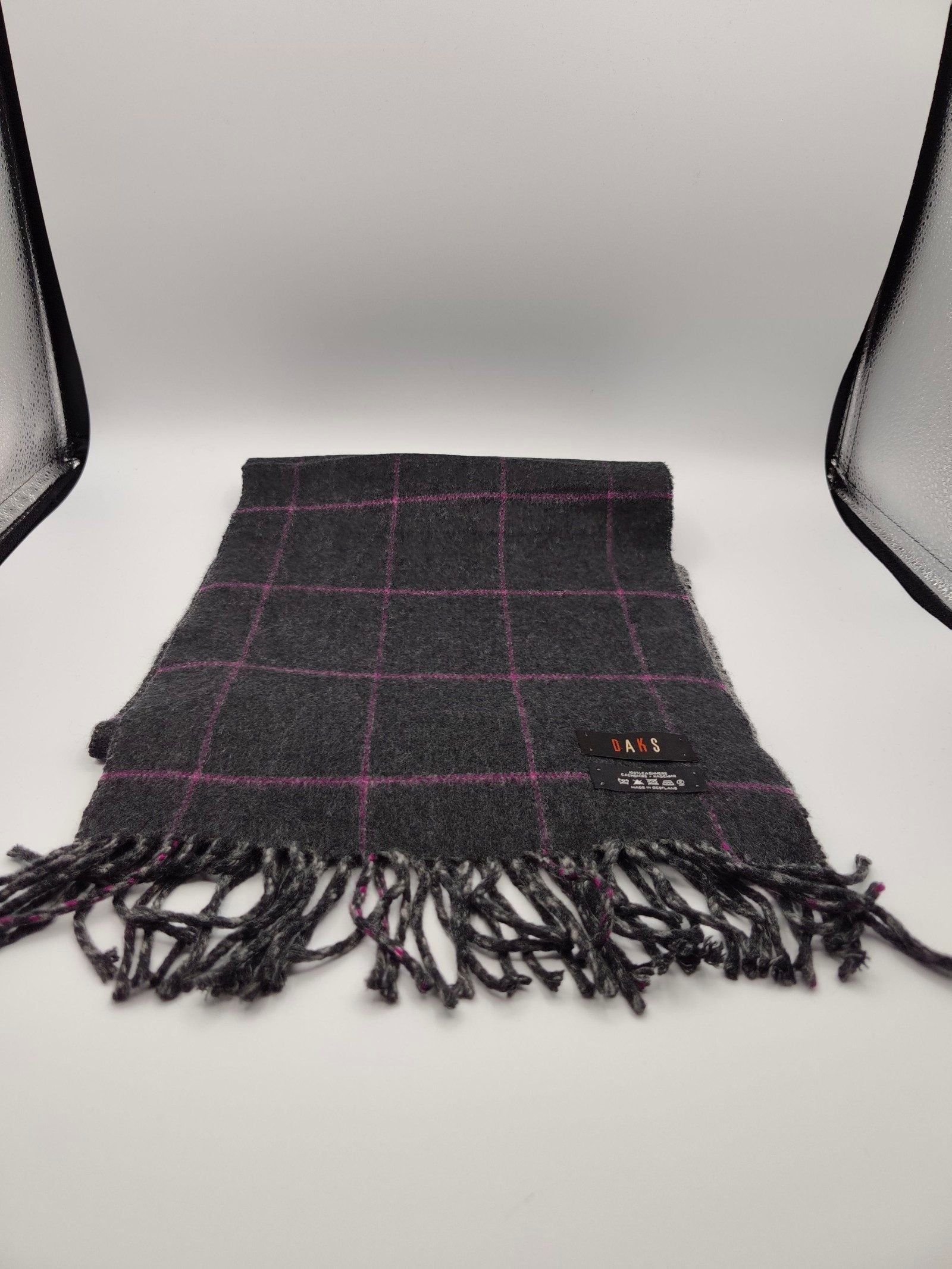 DAKS Grey & Pink Cashmere Reversible Scarf One Size Made in Scotland