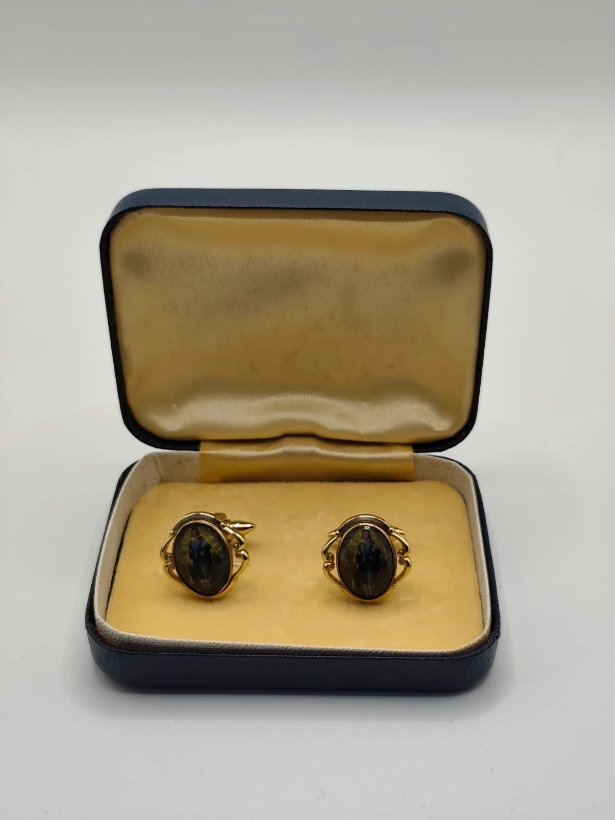 Vintage "The Blue Boy" Gainsborough Cufflinks – Gold Tone – Boxed Retro 1950s