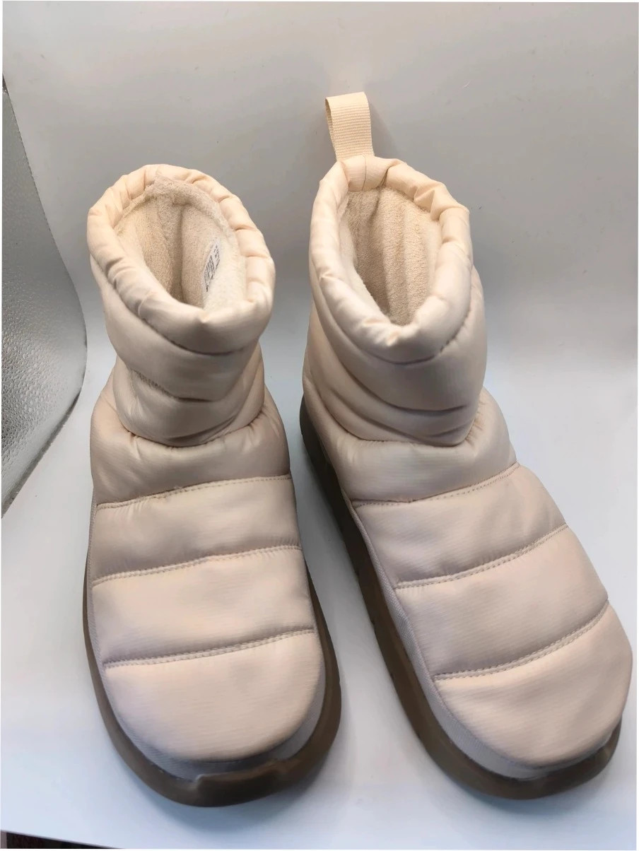 Brand new Lacoste serve slippers UK size 5 brand new with tags and box