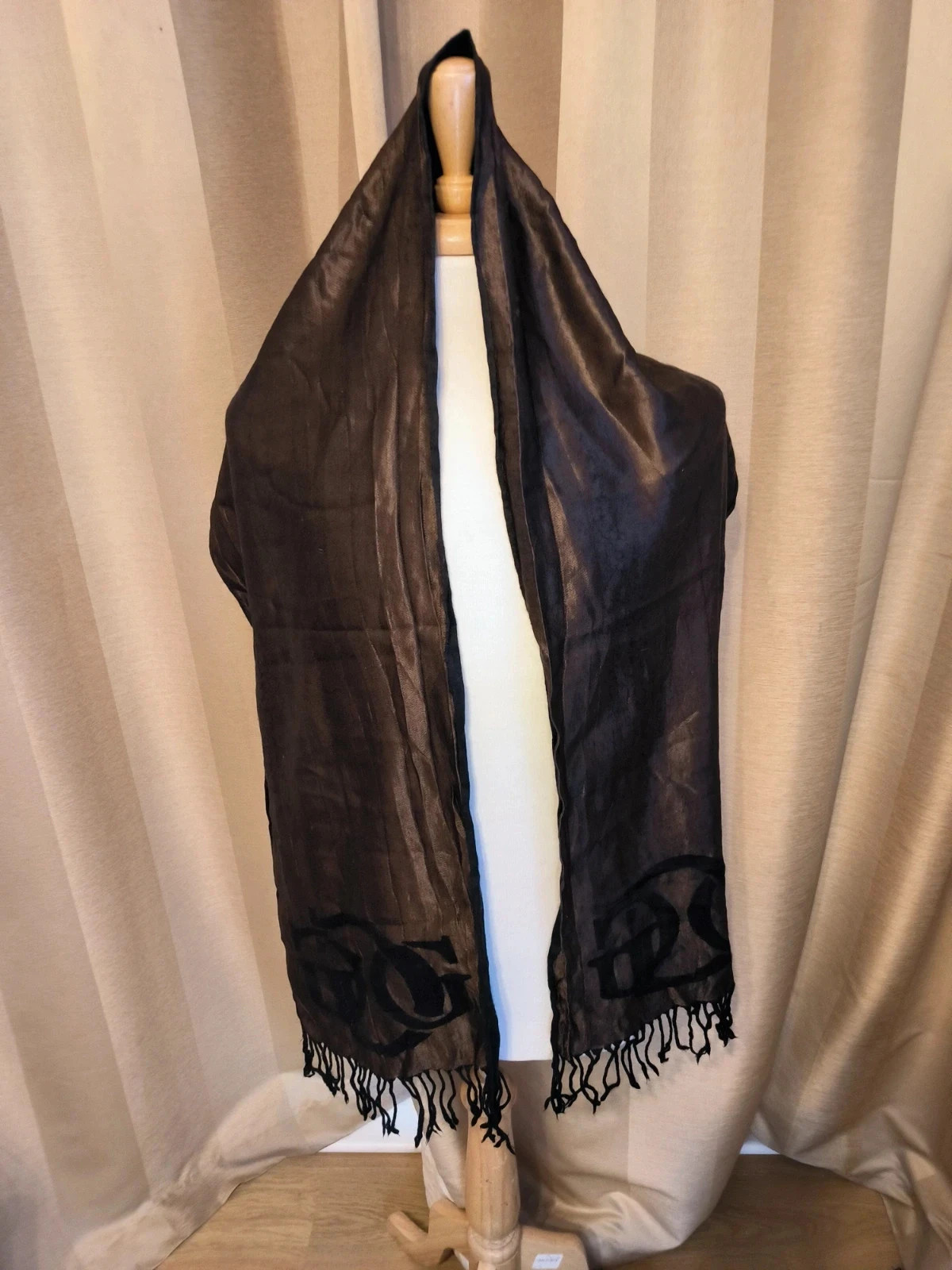 Vintage Guess Shawl