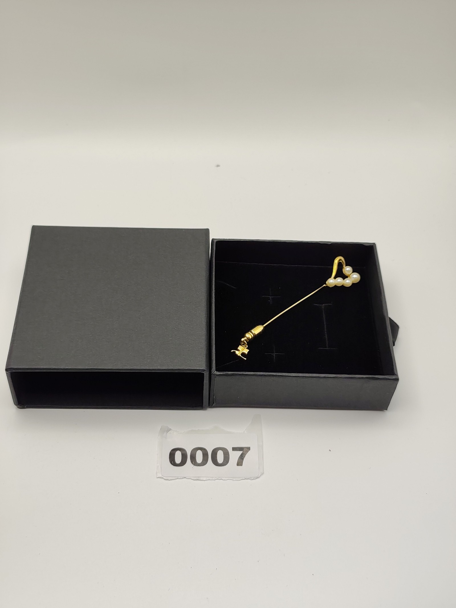 Courreges Gold Tone & Pearl Heart Lapel Pin Stick Brooch