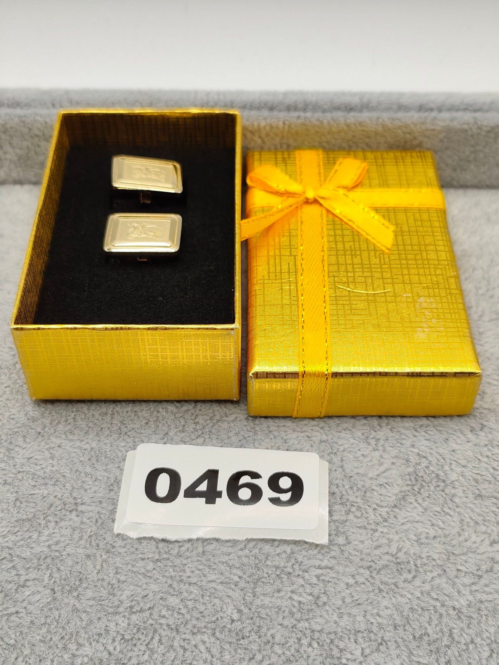 Burberry Men Gold-Tone Equestrian Logo Cufflinks Other