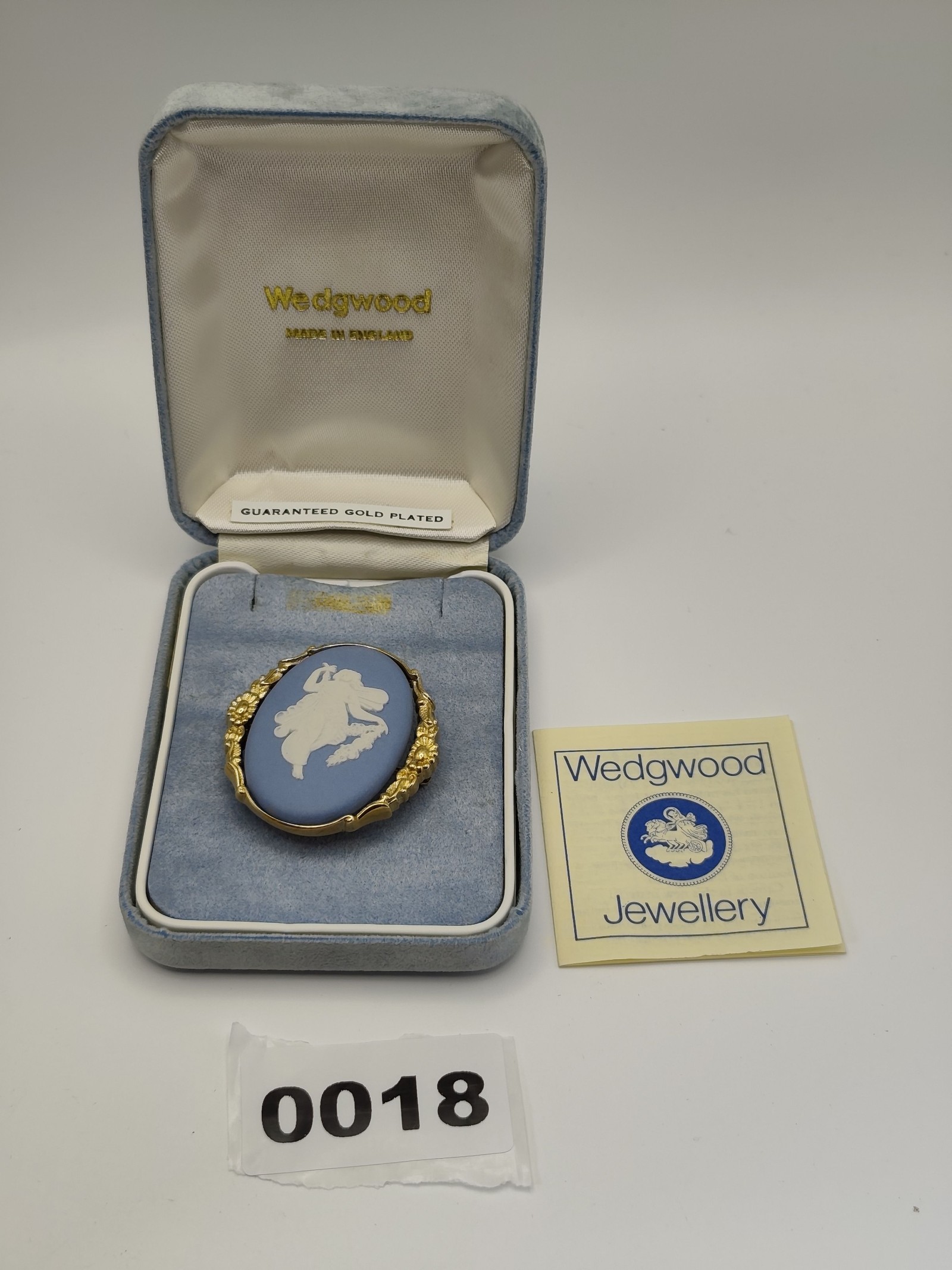 Wedgwood Blue & White Gold Plated Cameo Pendant Brooch Other