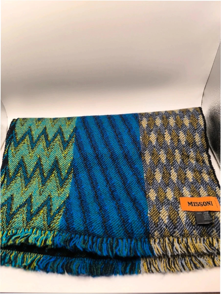 Stunning Missoni preloved designer scarf