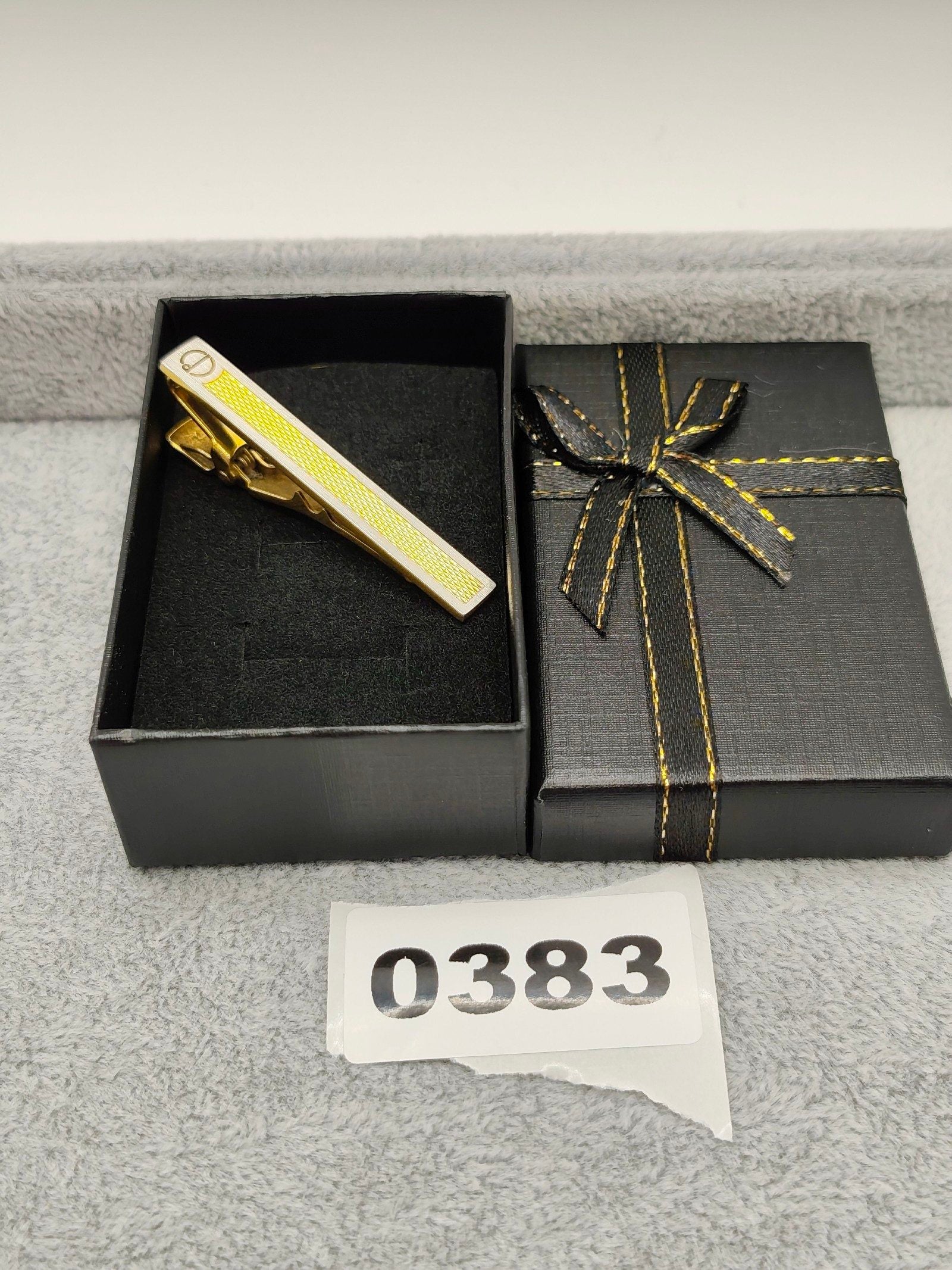 Dunhill Gold & Silver tone Men's Tie Clip Bar Textured Design Other