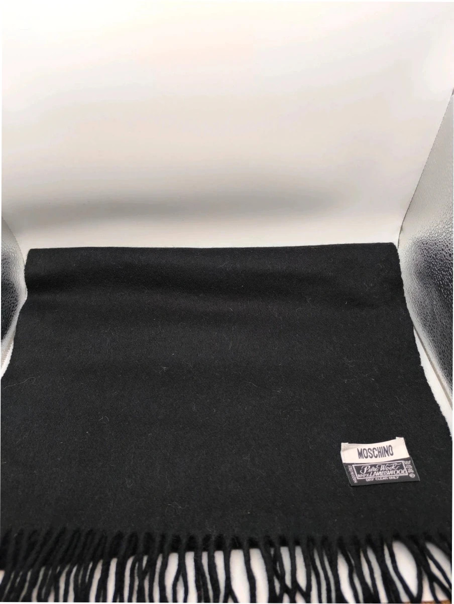 Moschino Preloved scarf