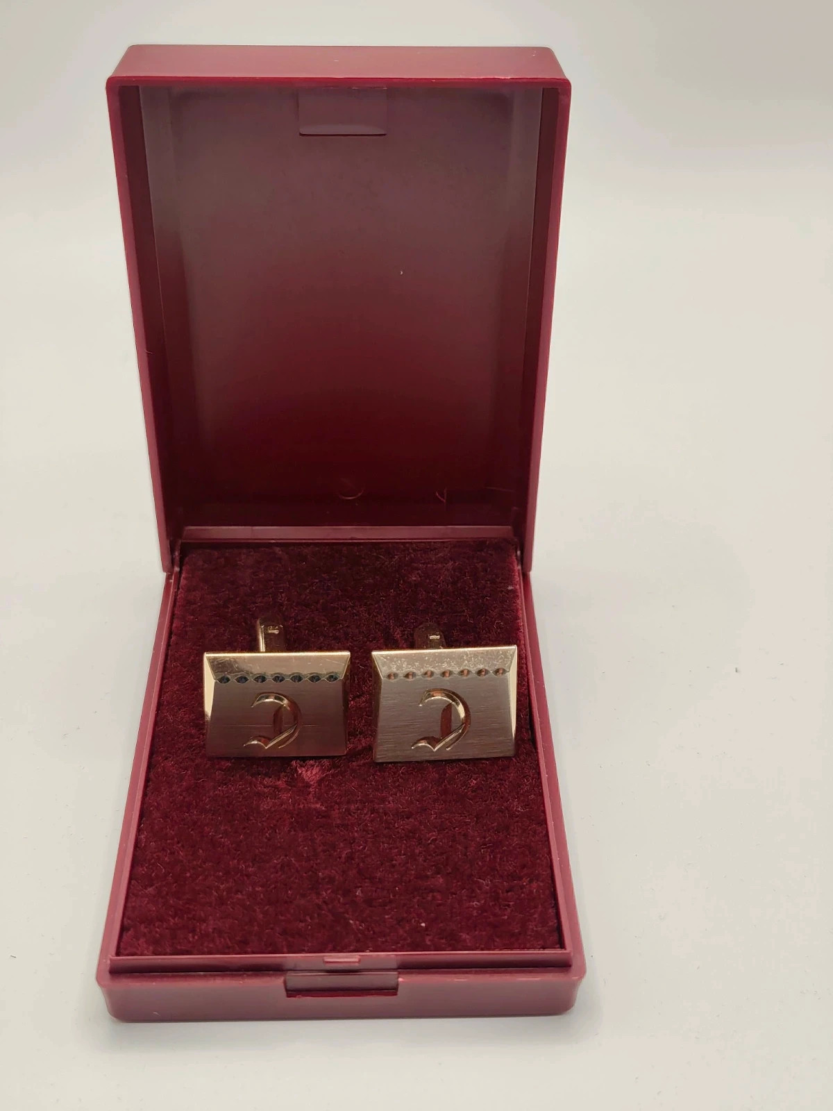 Vintage Hickok USA Gold Tone Initial "D" Cufflinks - Mid-Century Art Deco Style
