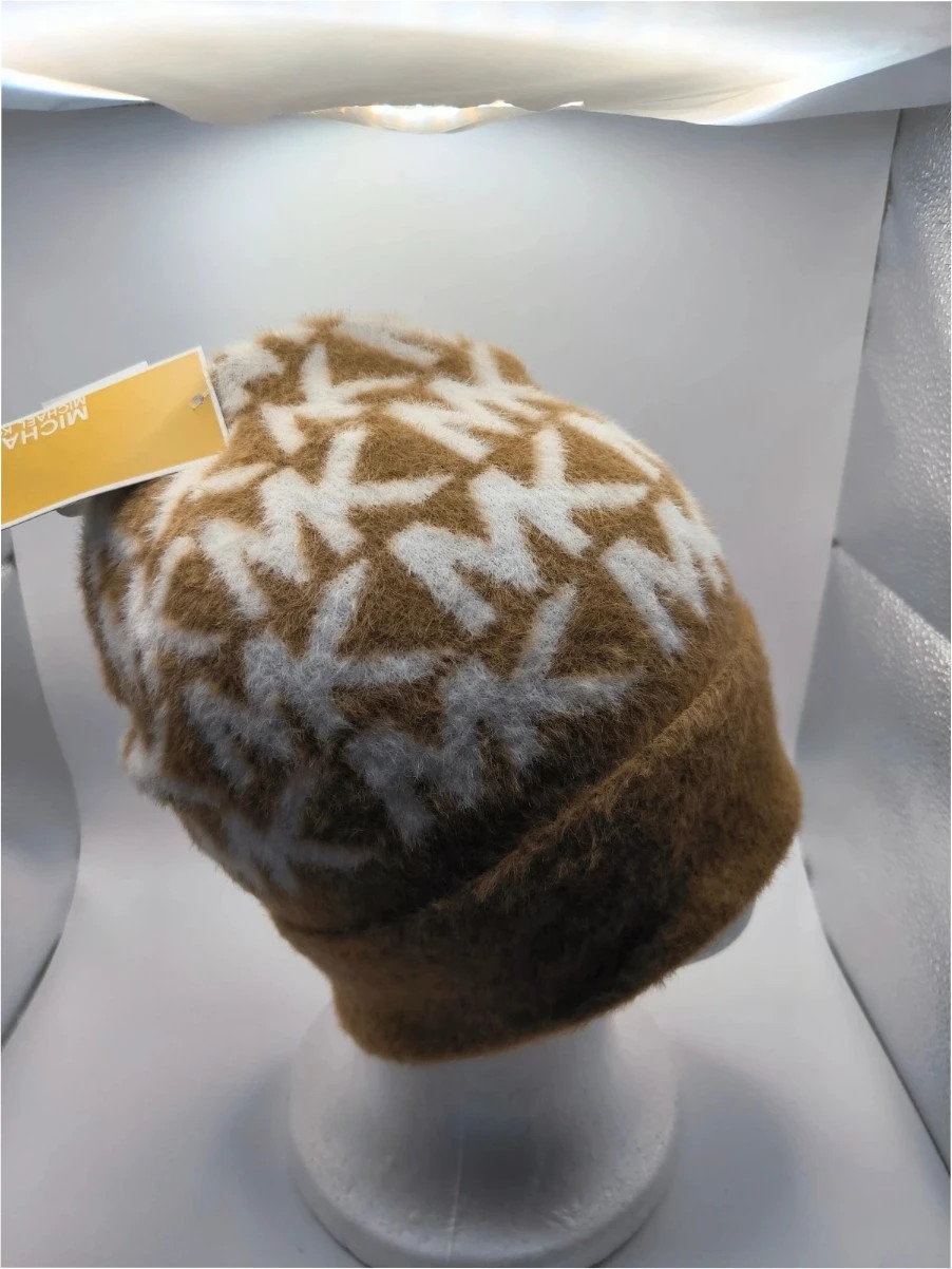 Brand new with tags michael kors beanie rrp £65