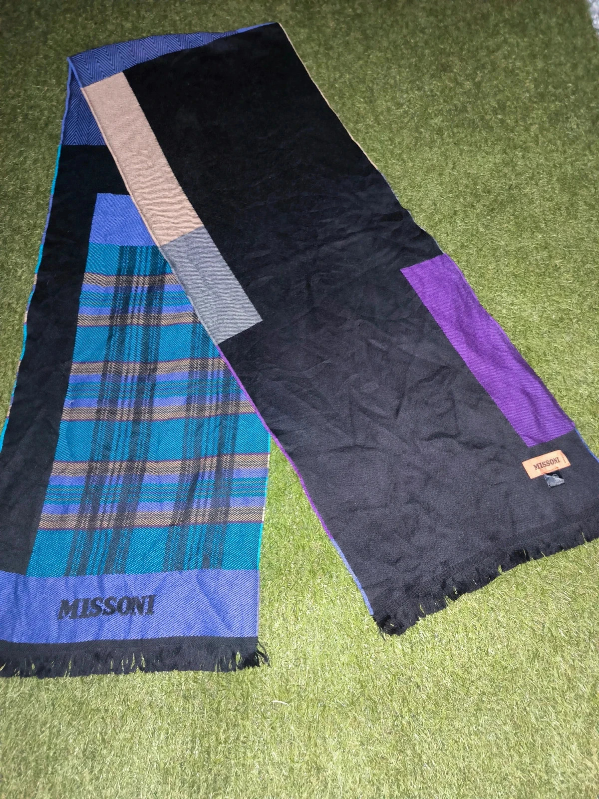 Beautiful huge Missoni designer scarf