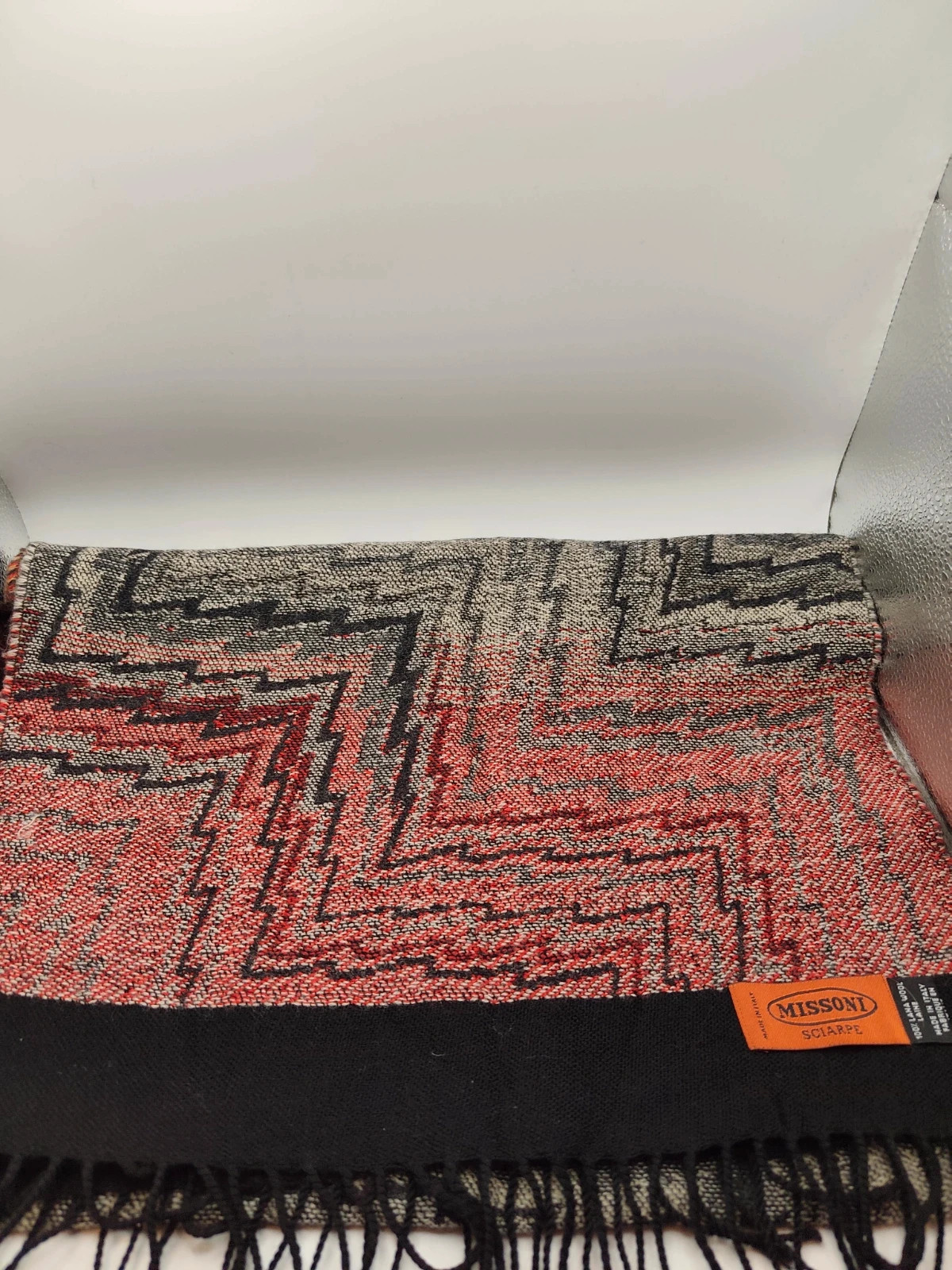 Stunning Missoni designer wool scarf in great condition