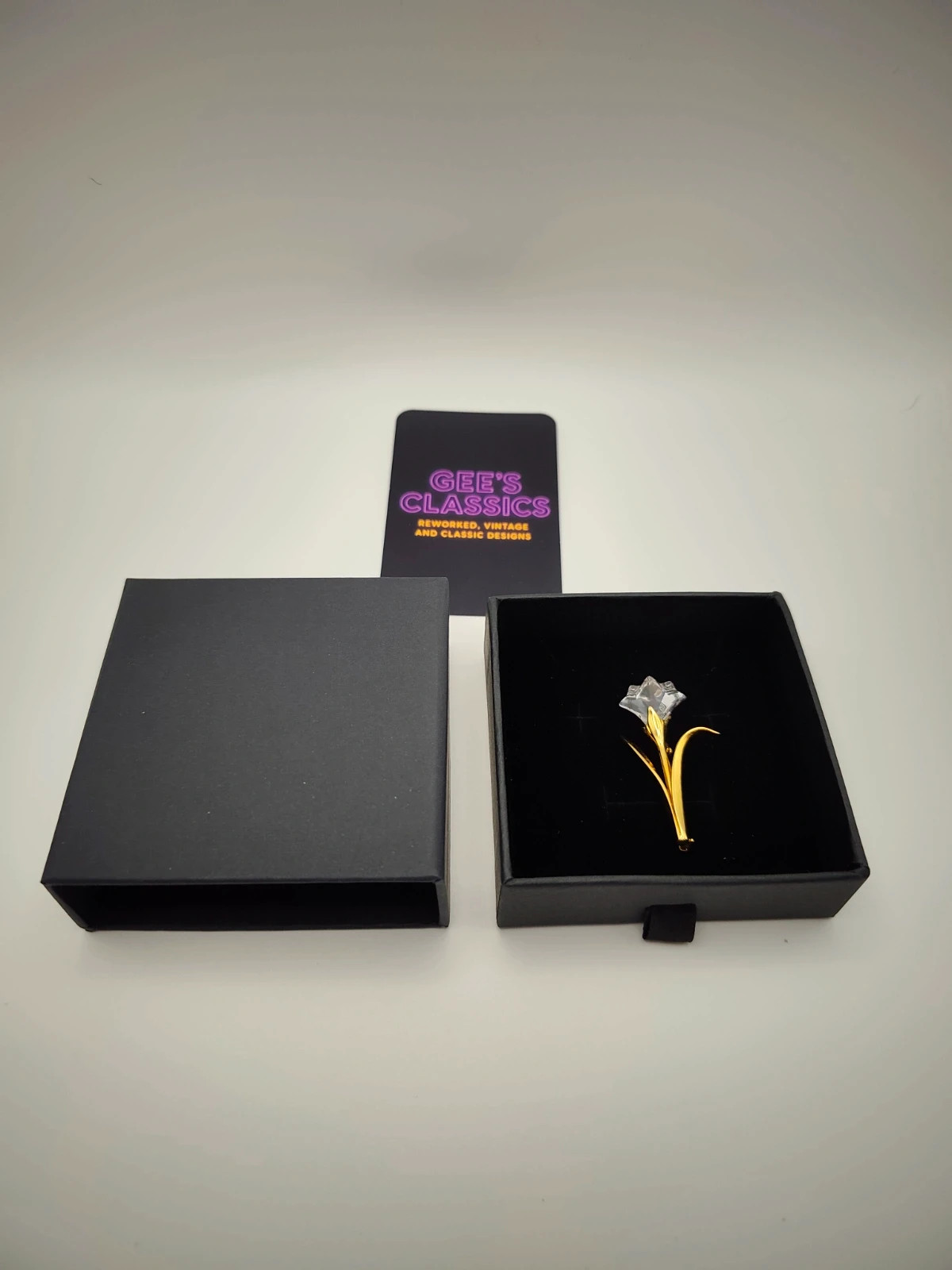 Vintage Swarovski Crystal Memories Tulip Brooch Gold Plated Signed