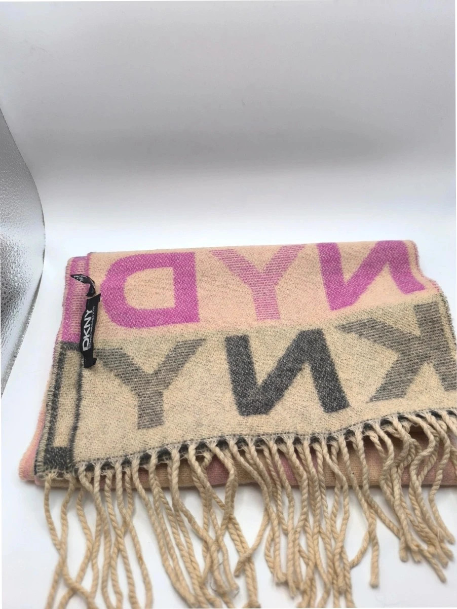 Preloved dkny scarf