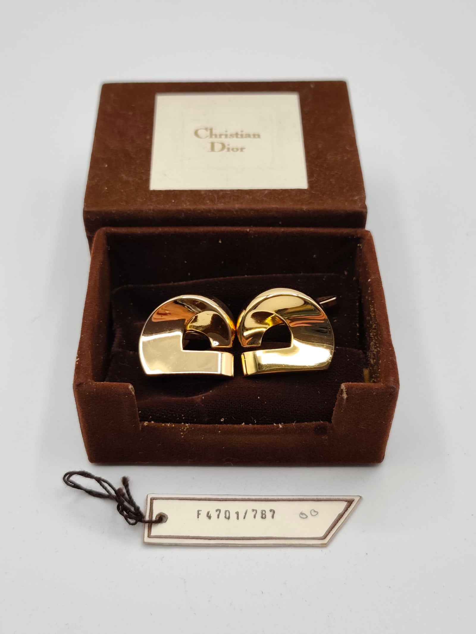 Christian Dior Gold Tone cufflinks Vintage
