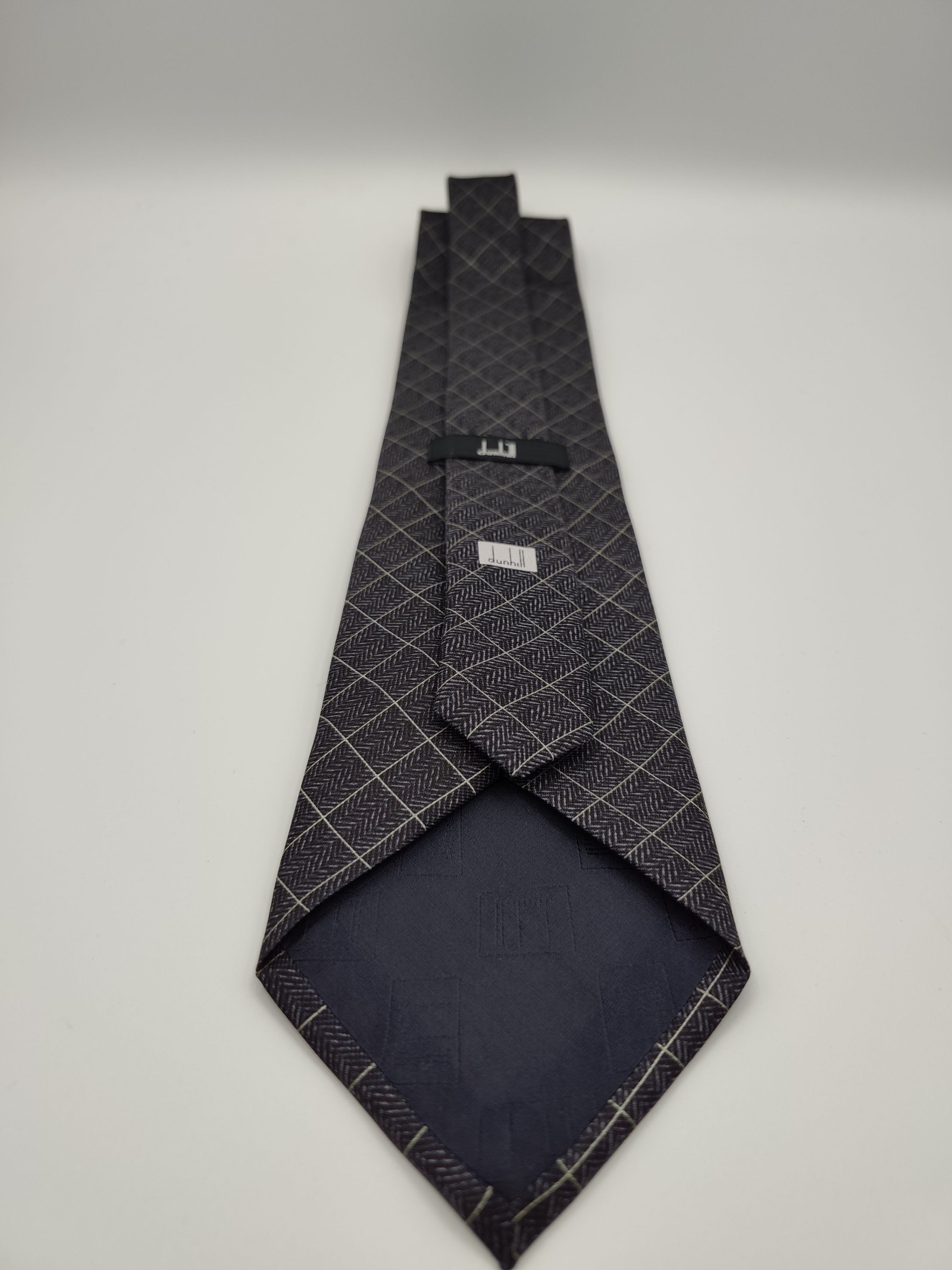 Dunhill Black & Grey Patterned Silk Tie