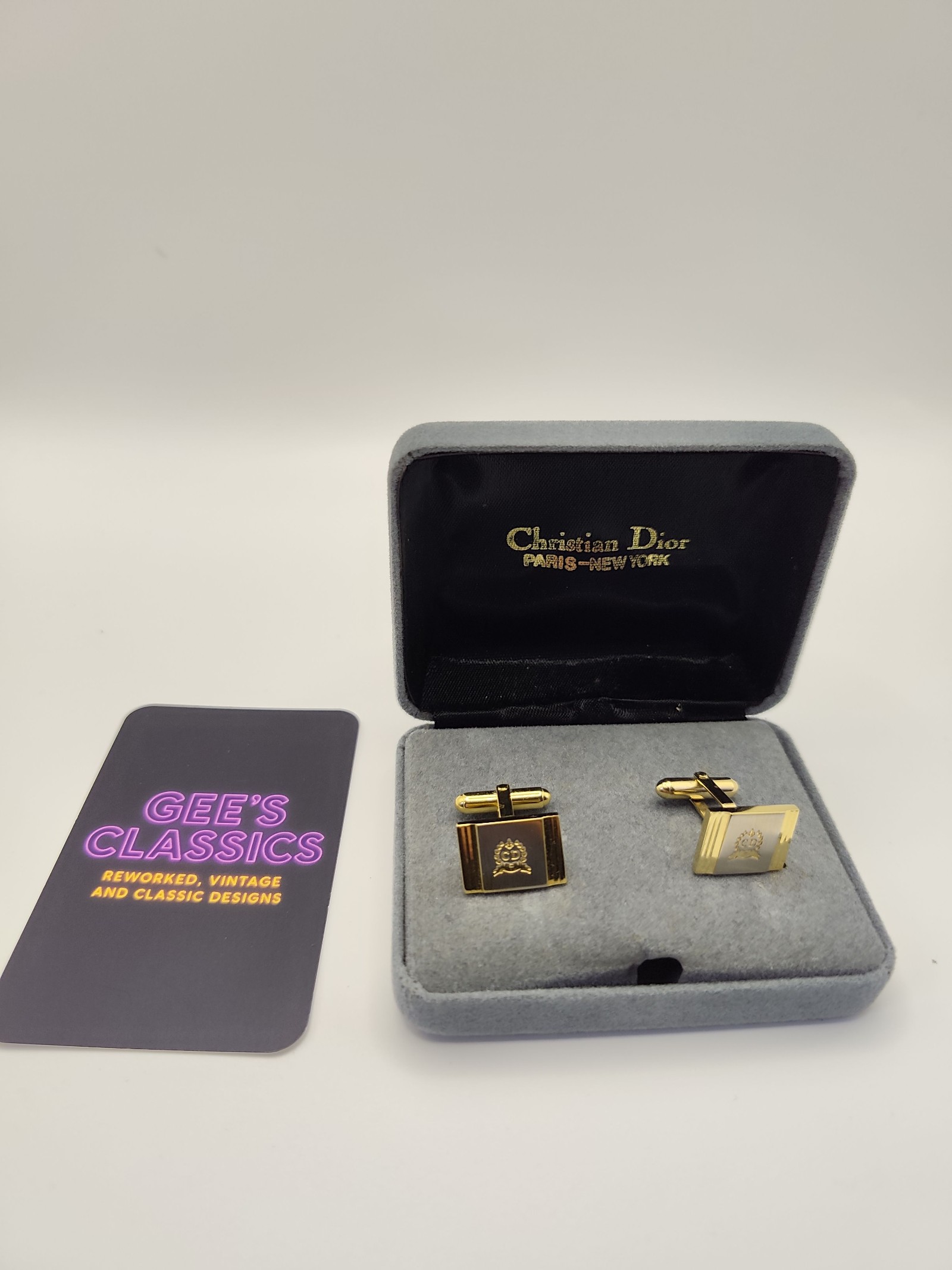 Christian Dior Gold & Black Logo Men’s Cufflinks with Case Other