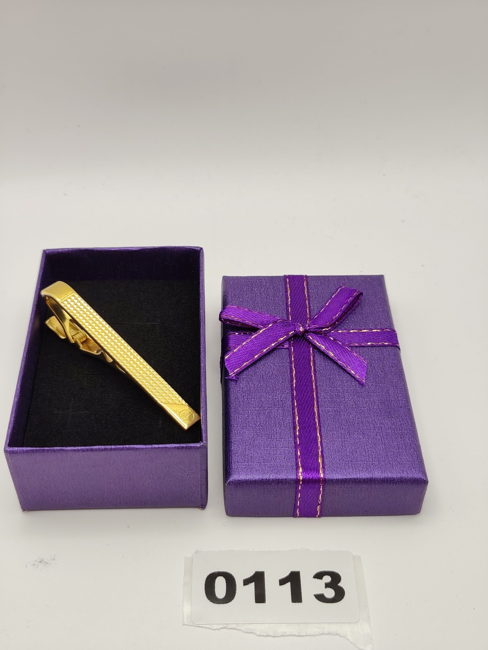 Dunhill Men's Gold Tone Textured Tie Clip