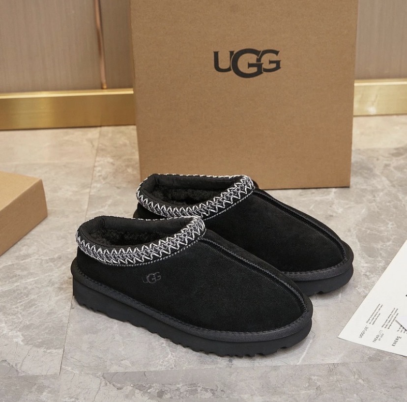 Uggs Tasmans size 5 UK