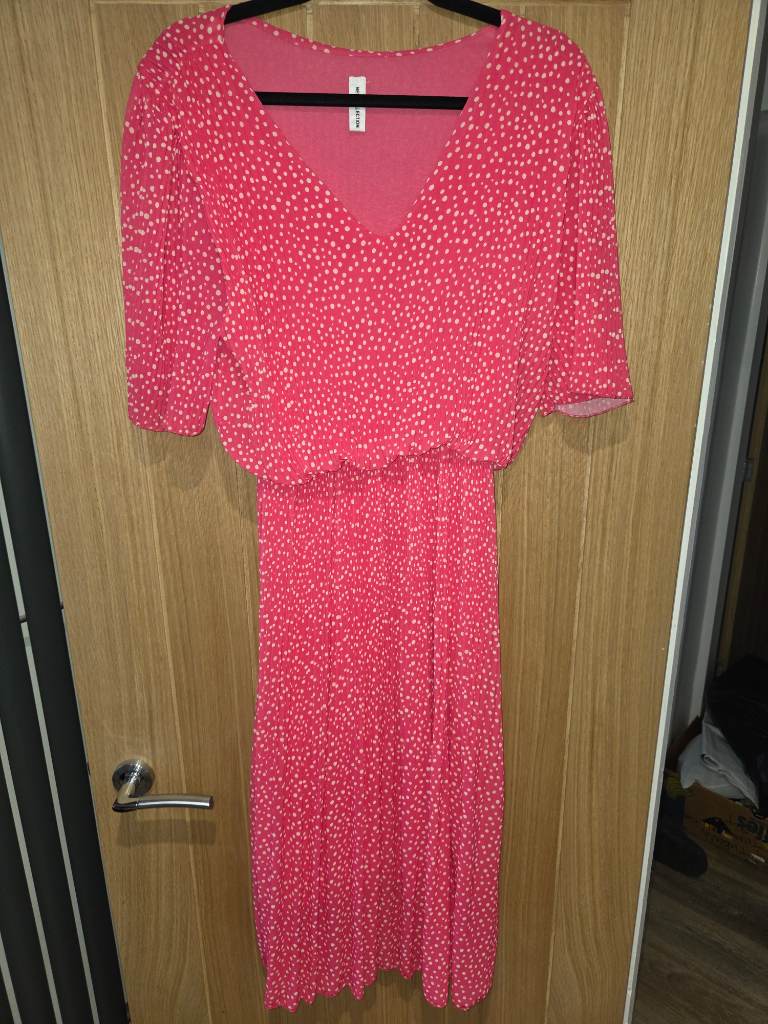 Beautiful New Collection polka dot summer dress uk medium