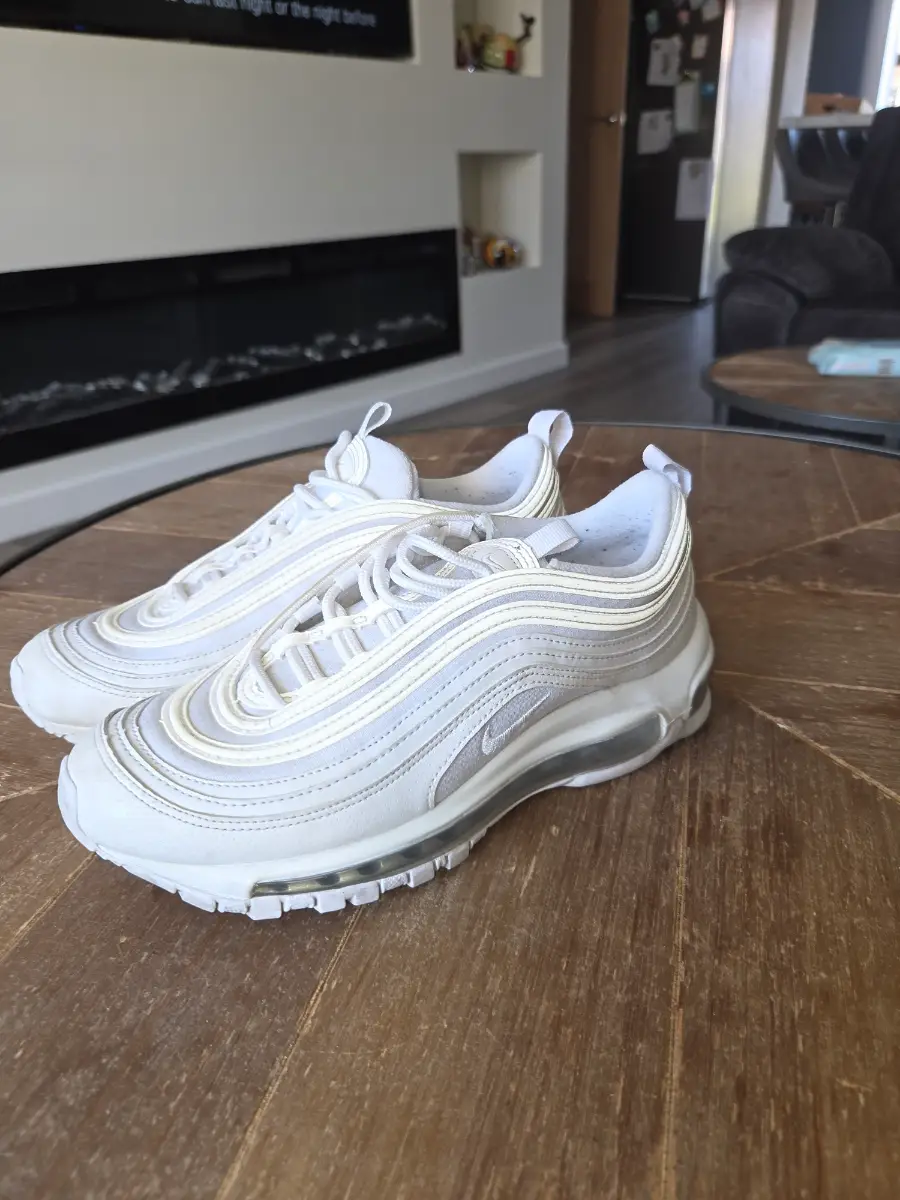 Immaculate boys Nike Air Max 97 white trainers uk 4