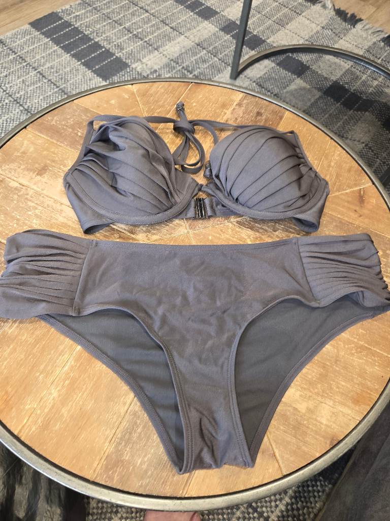 Beautiful ladies H&M two piece grey halter neck bikini uk 12