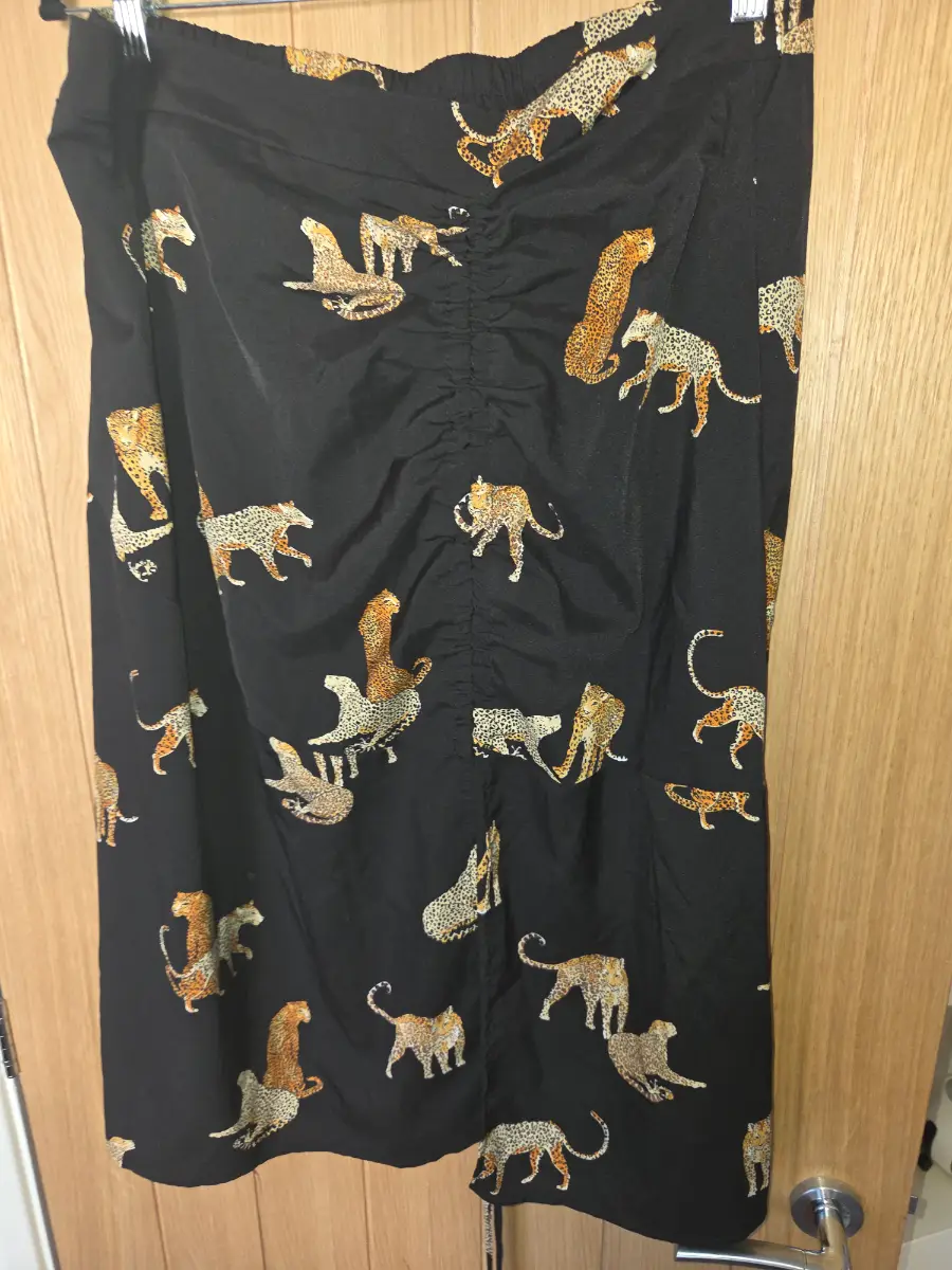 Immaculate ladies Shein Curve leopard print summer skirt uk xxl