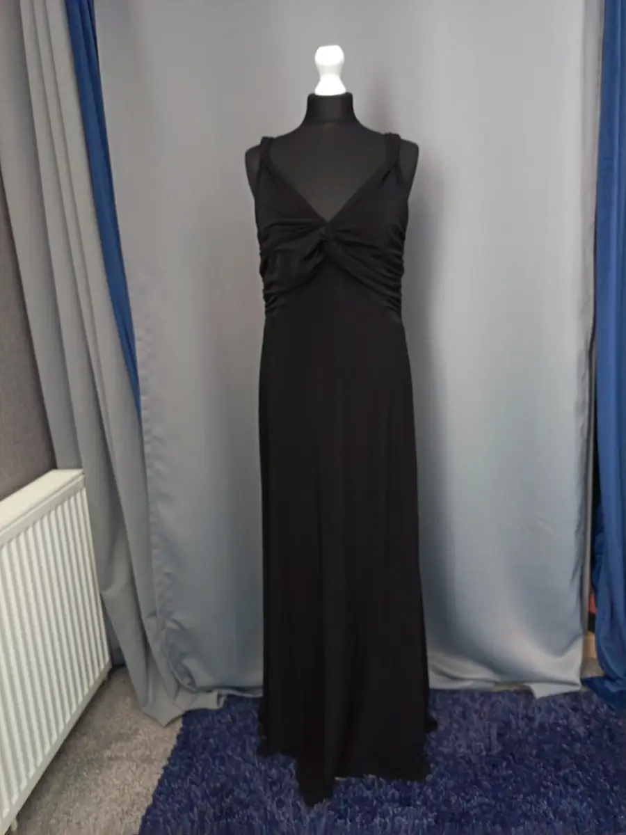 Wom sleeveless maxi dress v neck