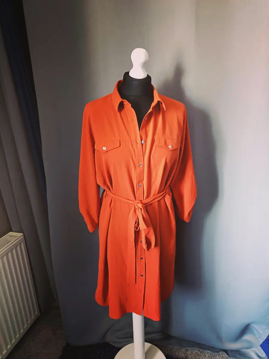 Woman's shirt dress knee lenght short sleeve size 14