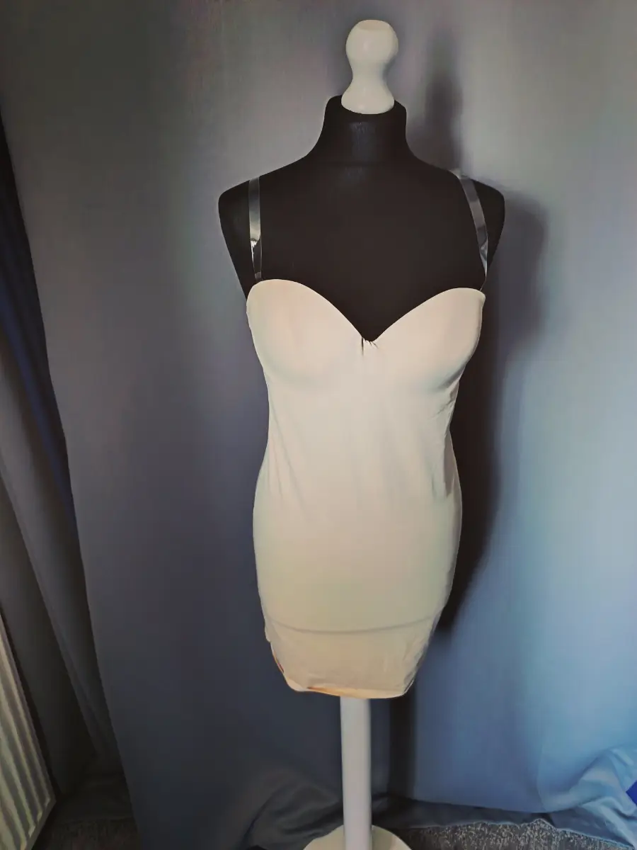 Women's shape wear size 38B