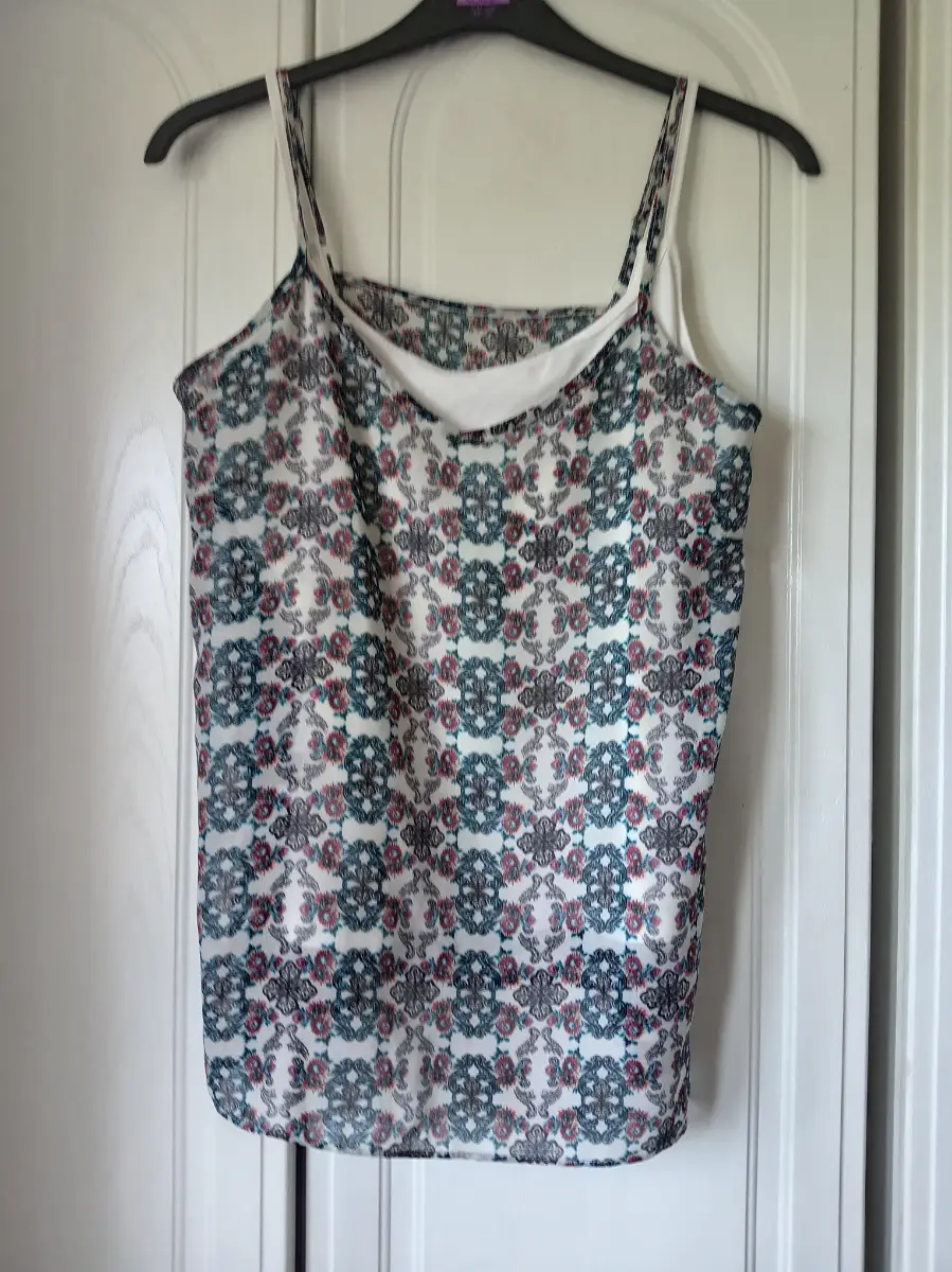 Pretty floral print cami top from SHEIN