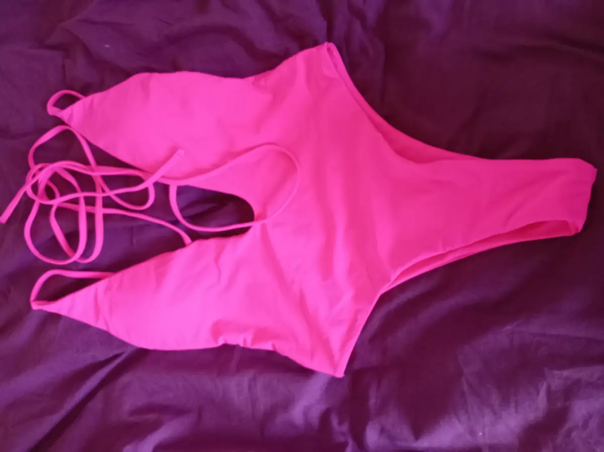 hot pink one piece swim suit size small w