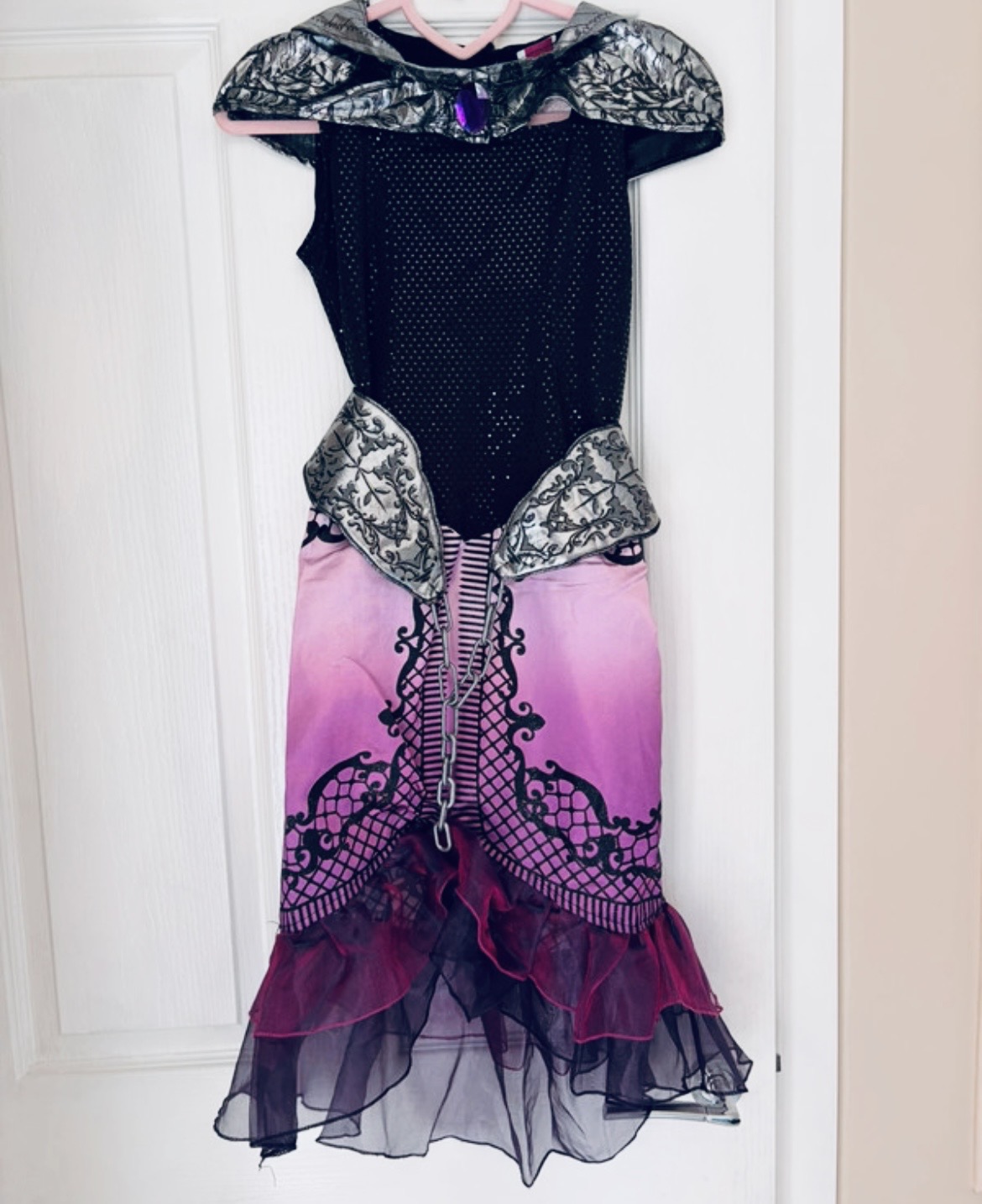 Ever after high raven queen costume and wig size 10-12 years