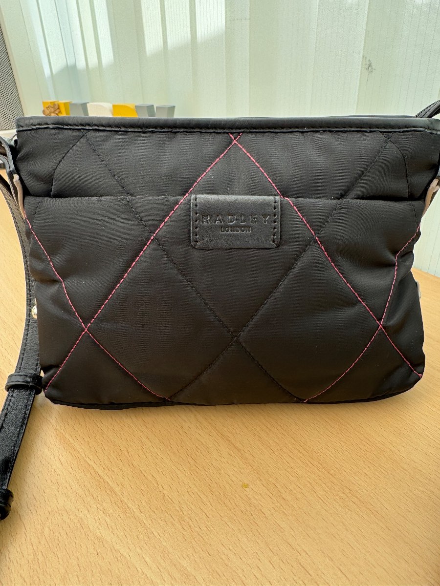 Lovely shoulder and cross body bag