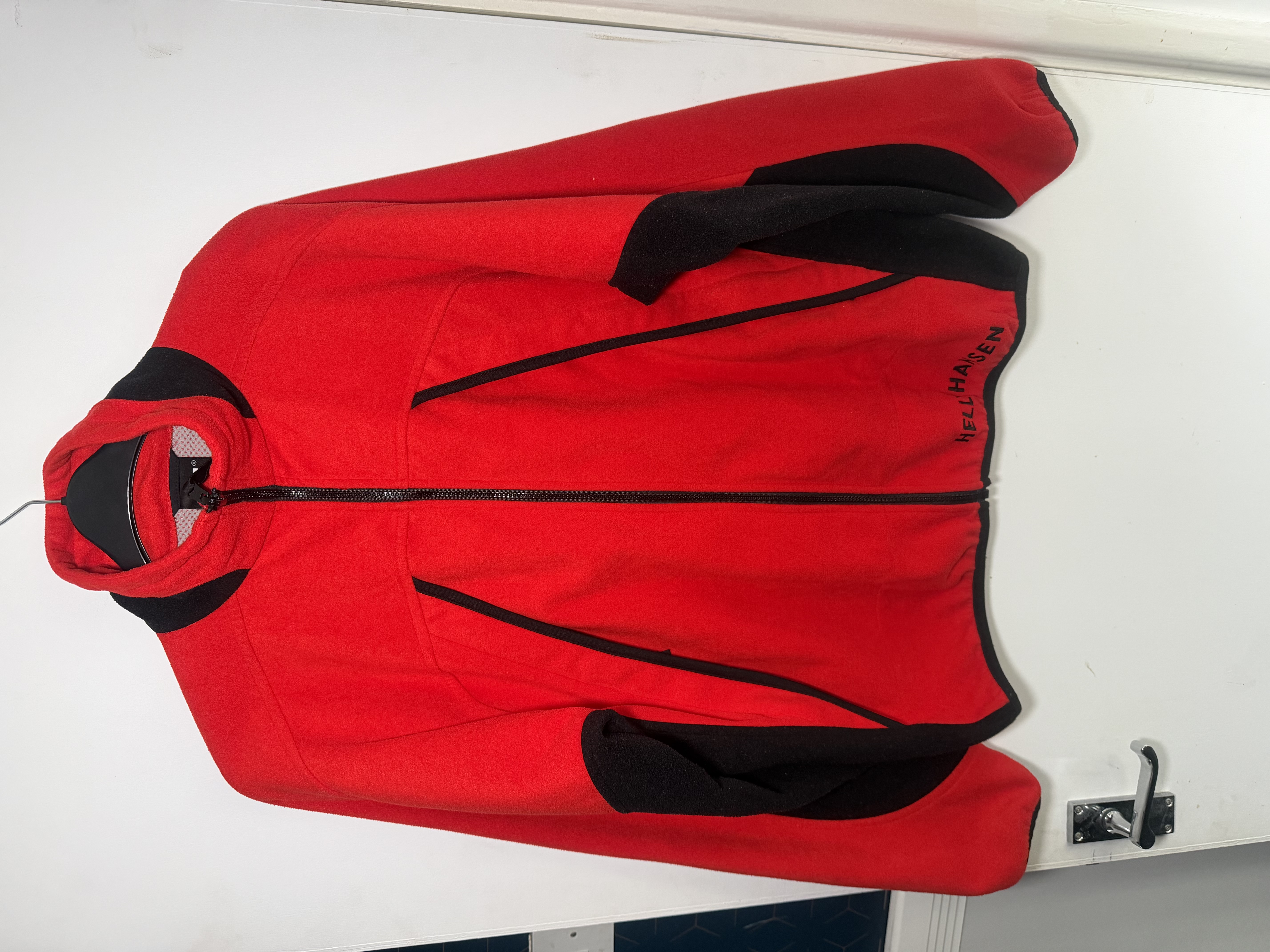 Helly hansen red full zip fleece jacket men’s size M