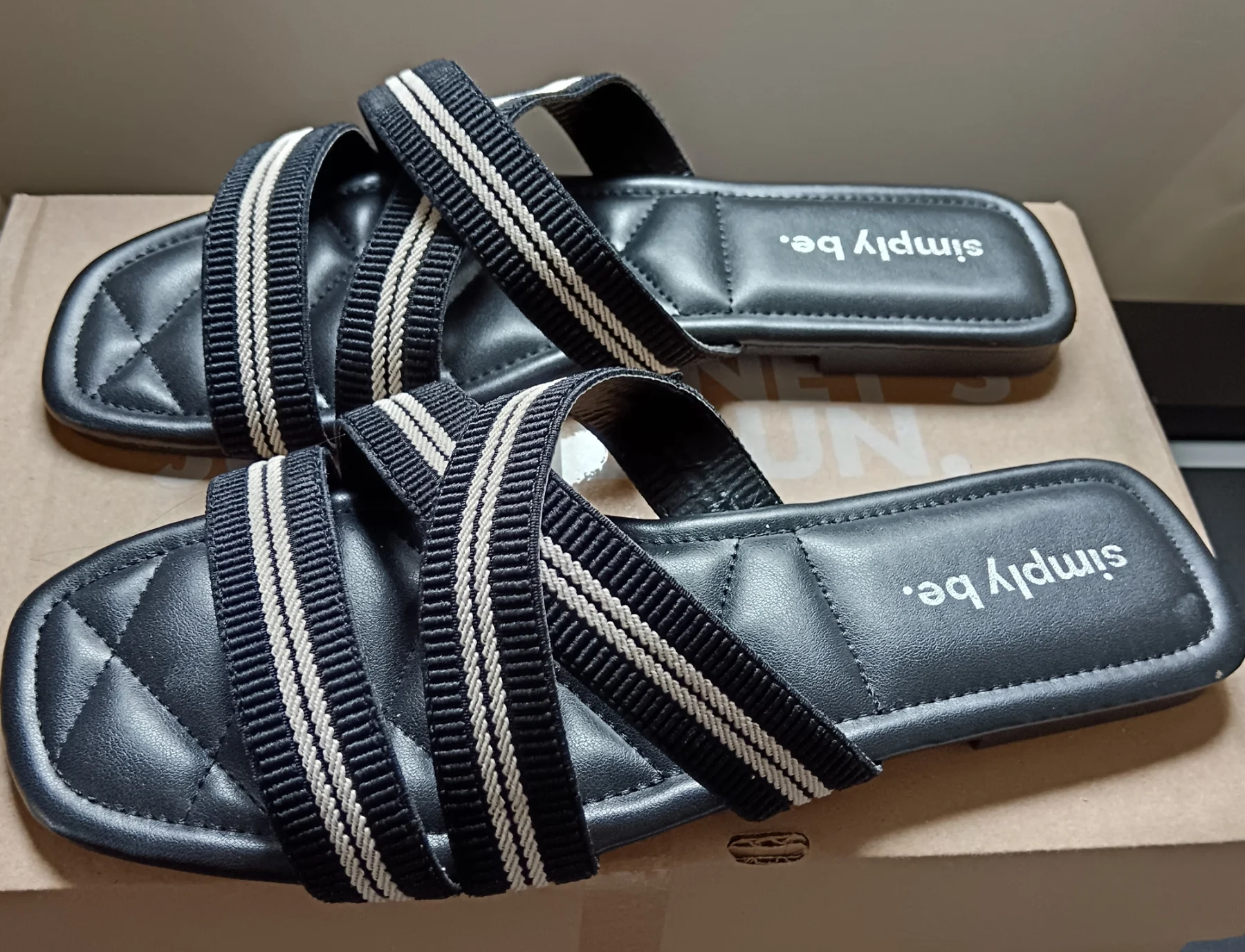 Simply Be Black Strappy Flat Sandals UK 7 Ex Wide EU 41 – New in Box✨ New in box – only tried on onc