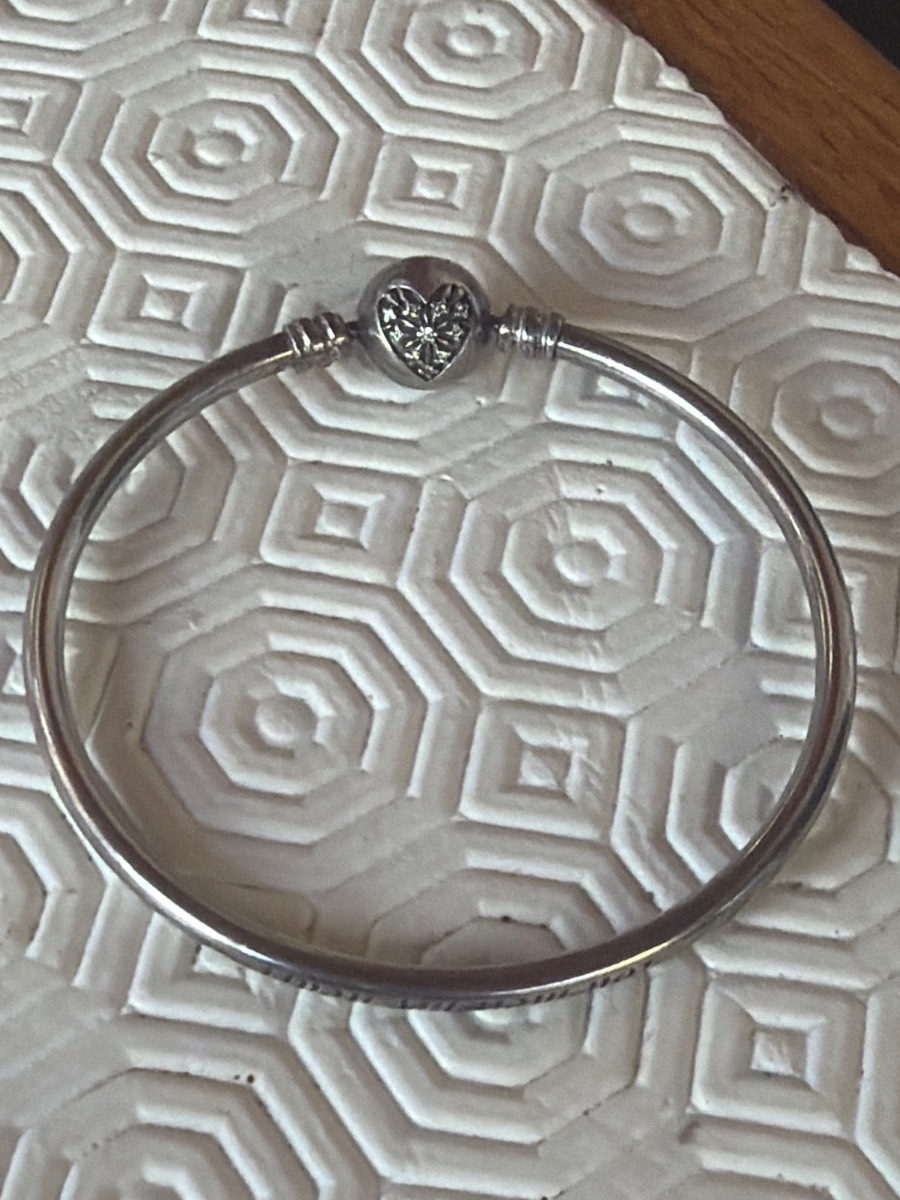 Genuine Pandora silver bangle bracelet small 17/18cm